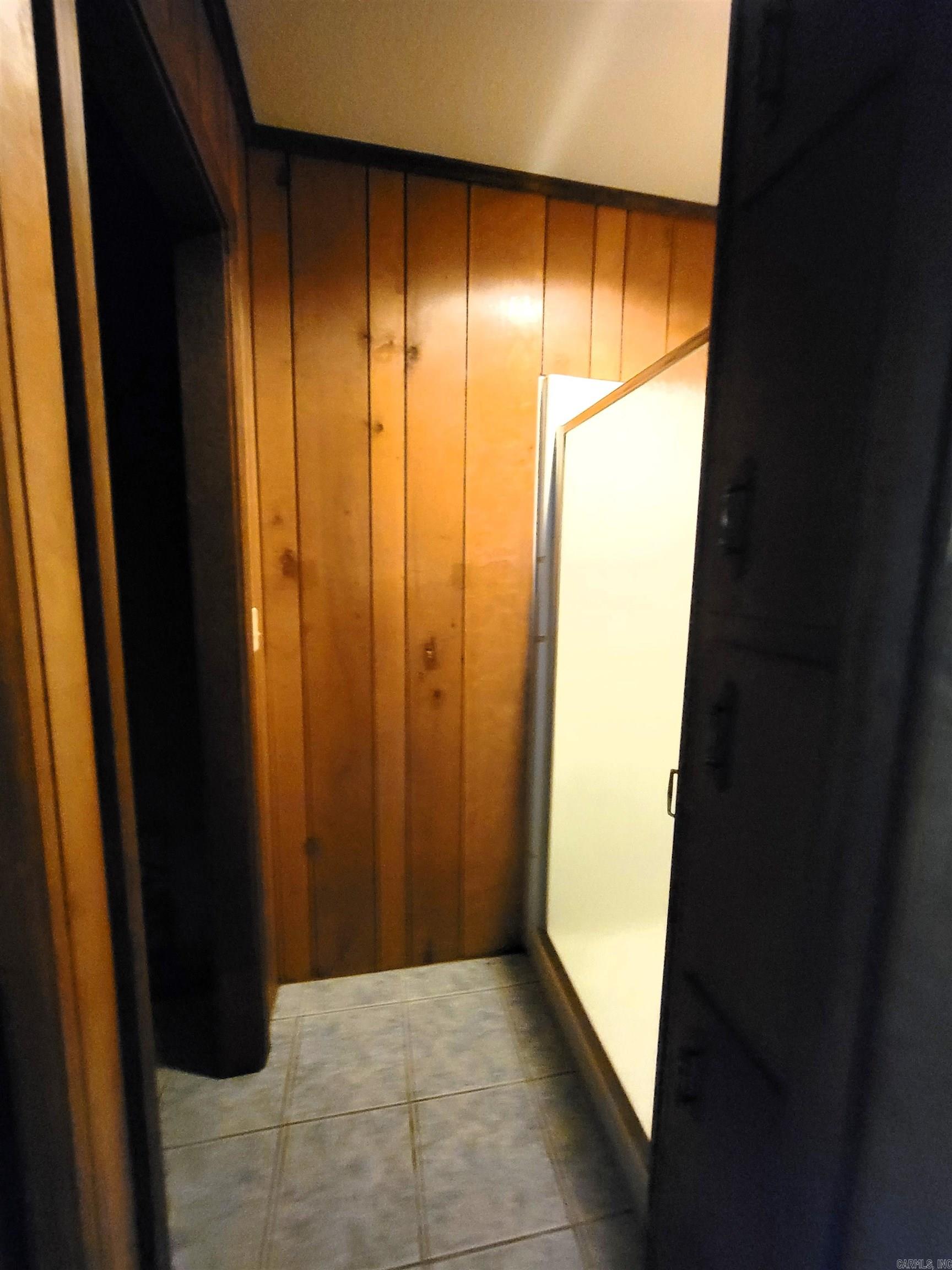 CARAHAN & HOLT ADDN - Residential