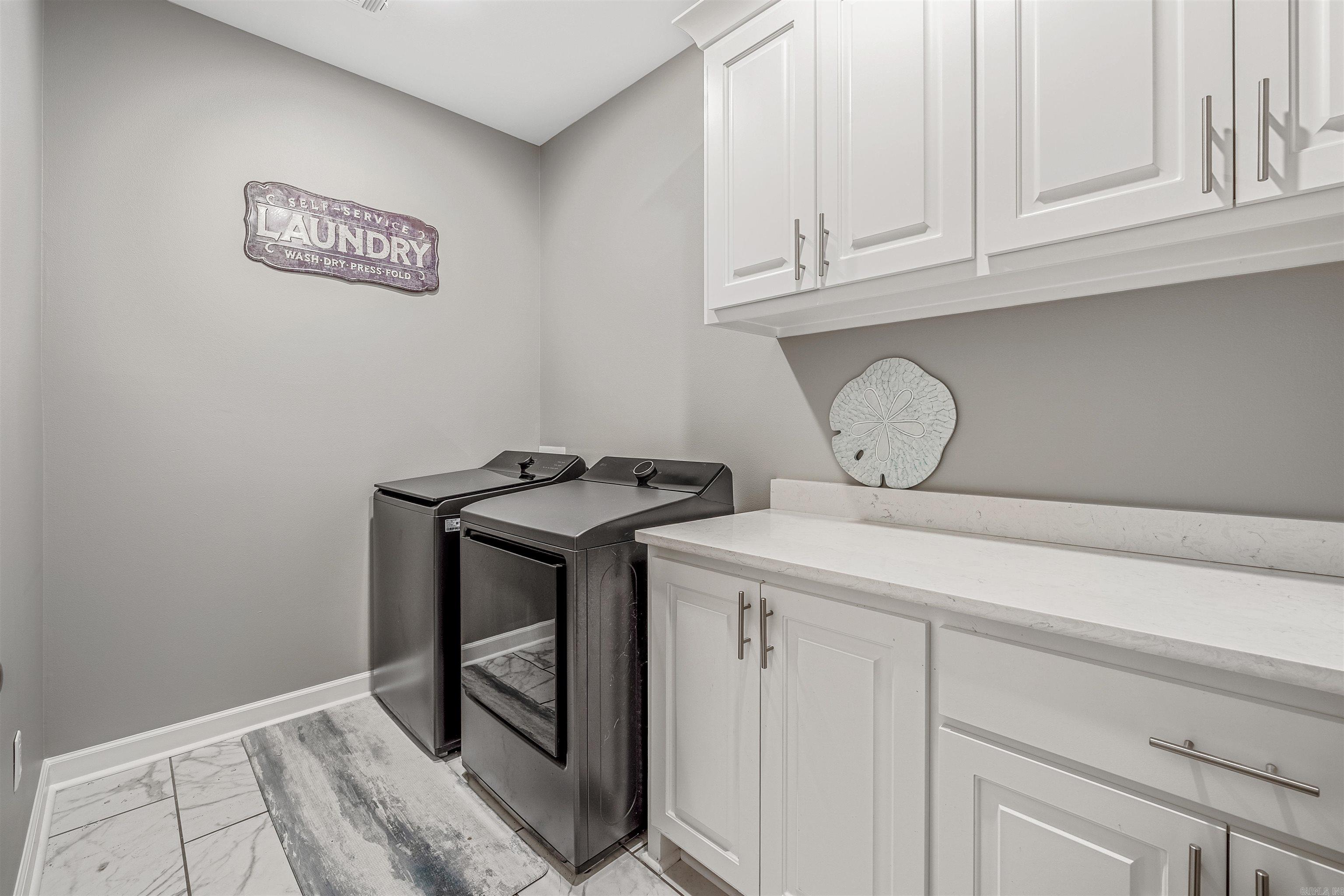 STONEHILL - Residential