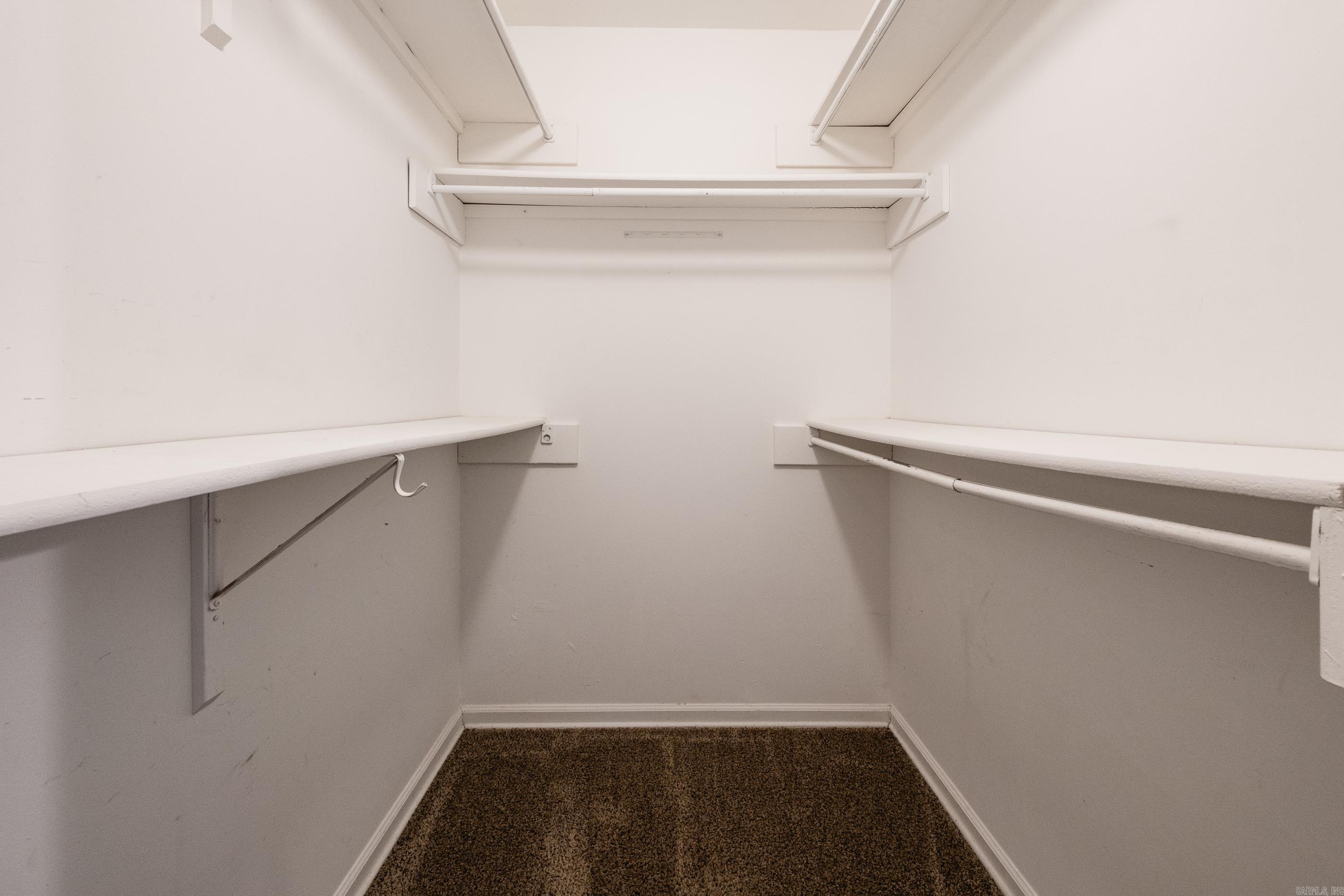 PLEASANT OAKS - Residential