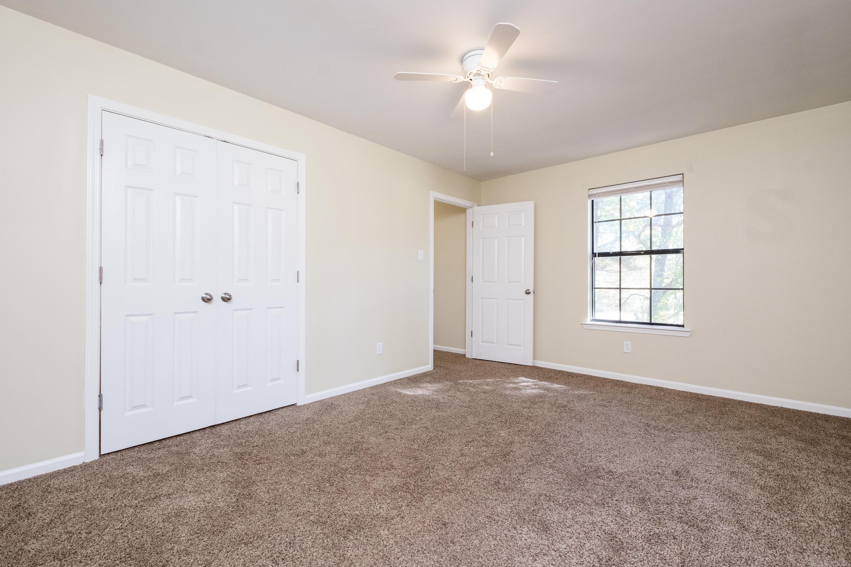 PLEASANT OAKS - Residential