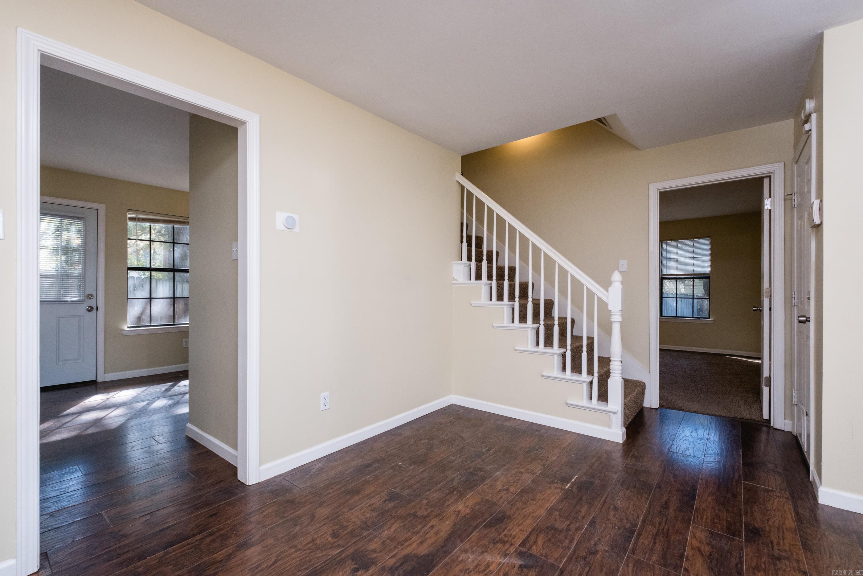 PLEASANT OAKS - Residential