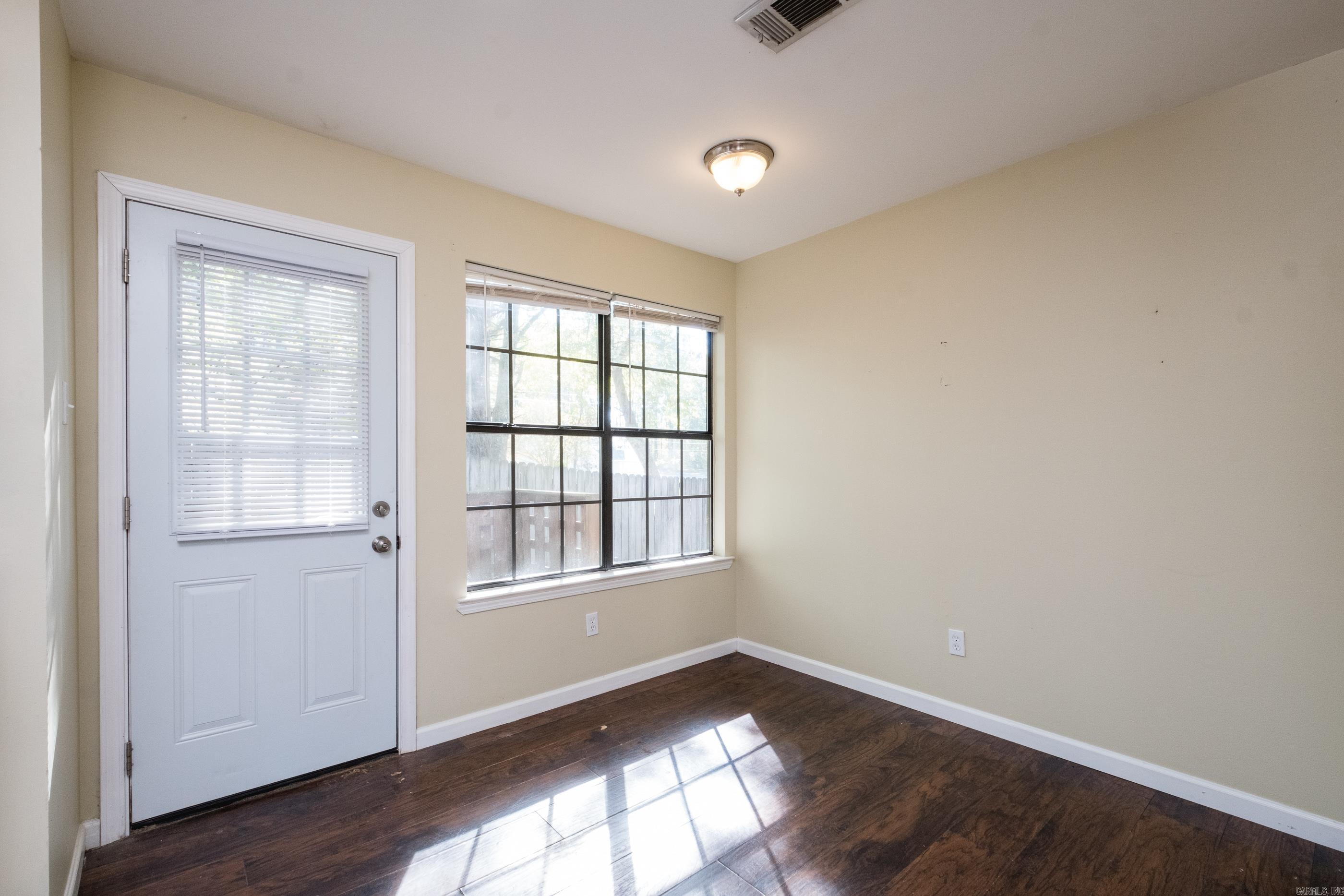 PLEASANT OAKS - Residential