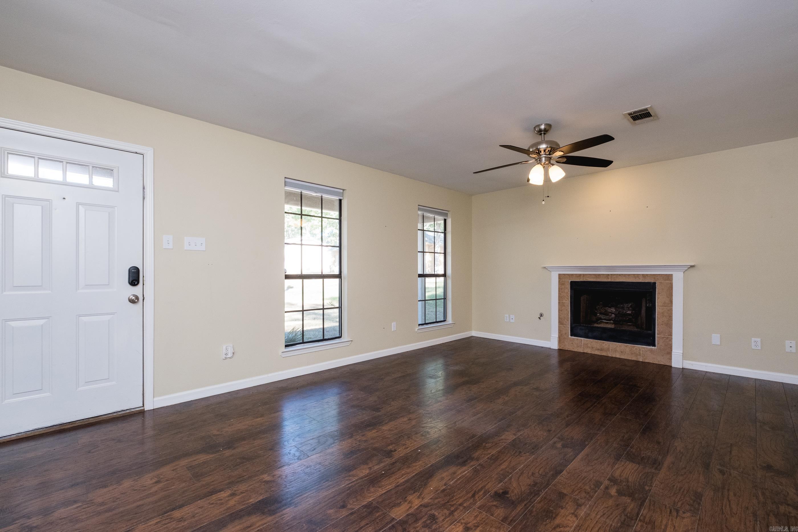 PLEASANT OAKS - Residential