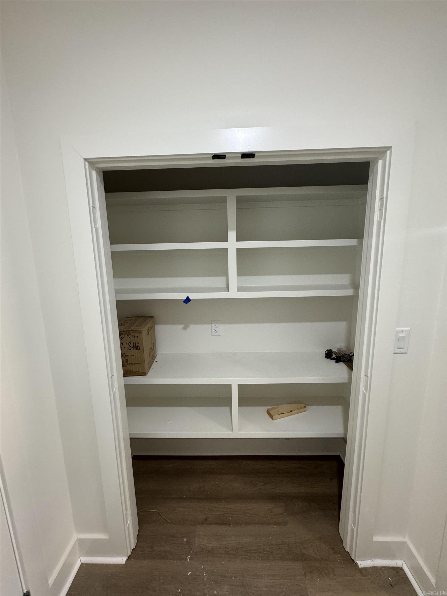 WOODLANDS PARK SUB - Residential