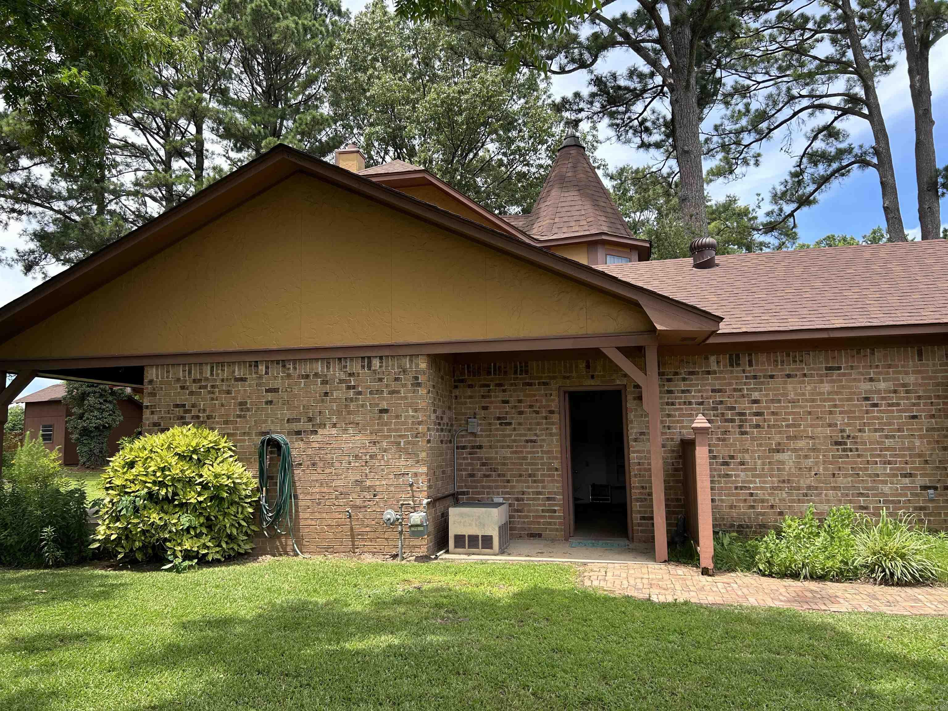 STONEWALL - Residential