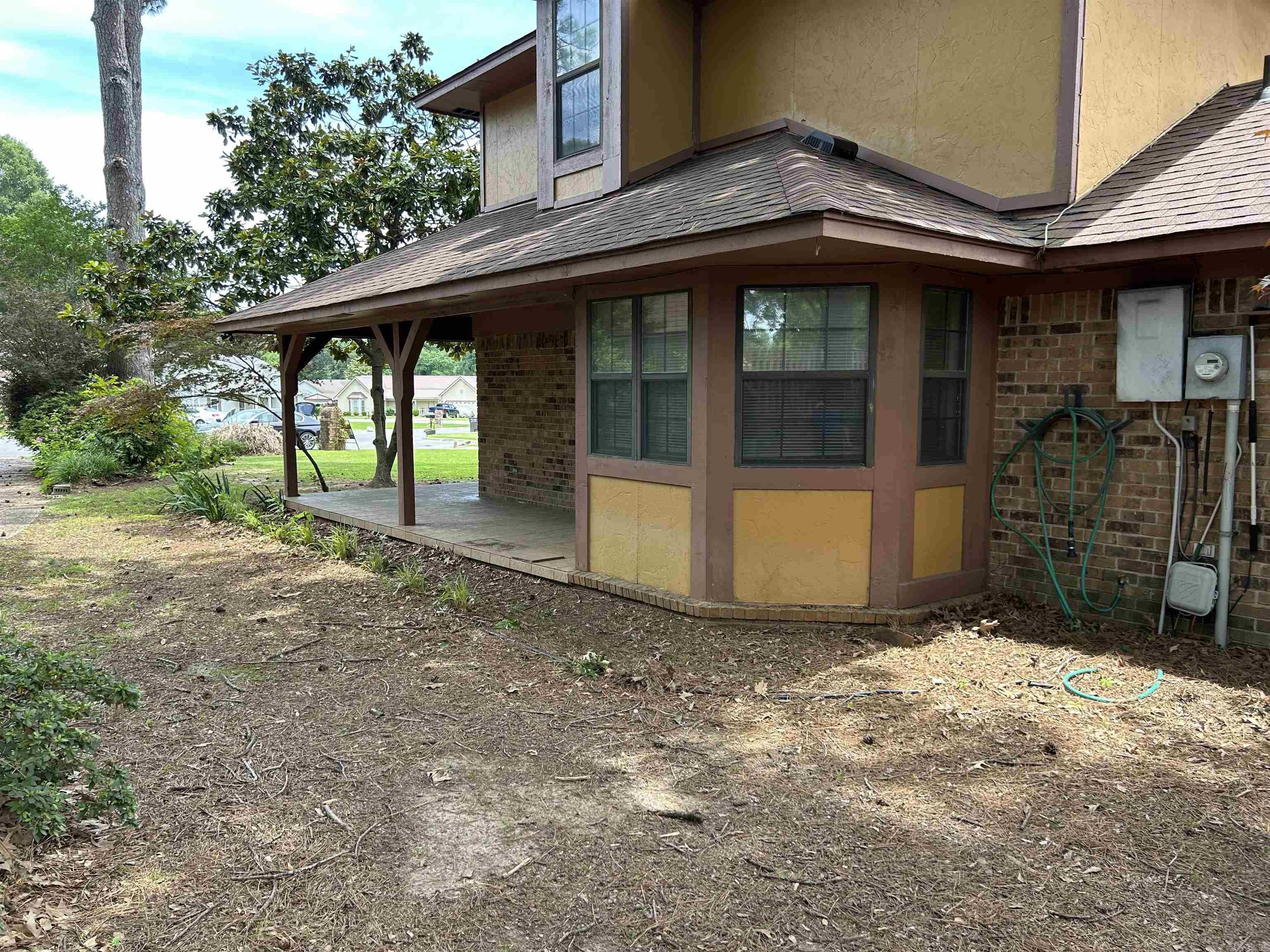 STONEWALL - Residential