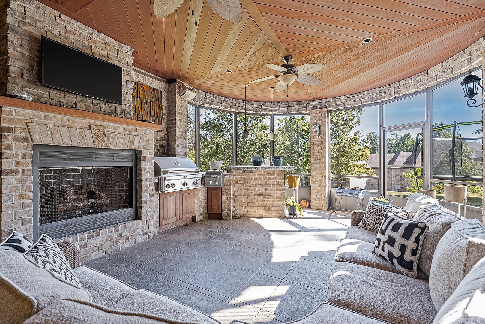 CALLAWAY HILLS - Residential