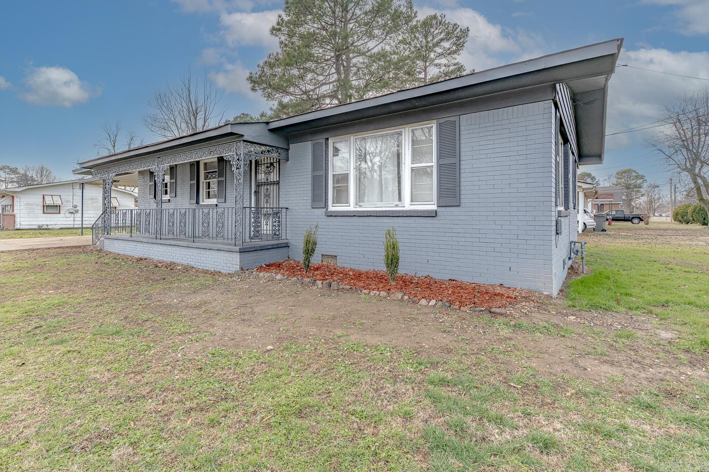 Henley 2nd - Residential