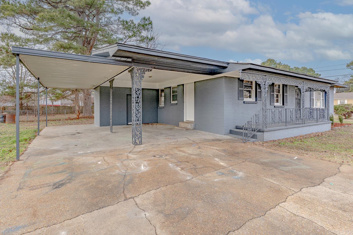 Henley 2nd - Residential