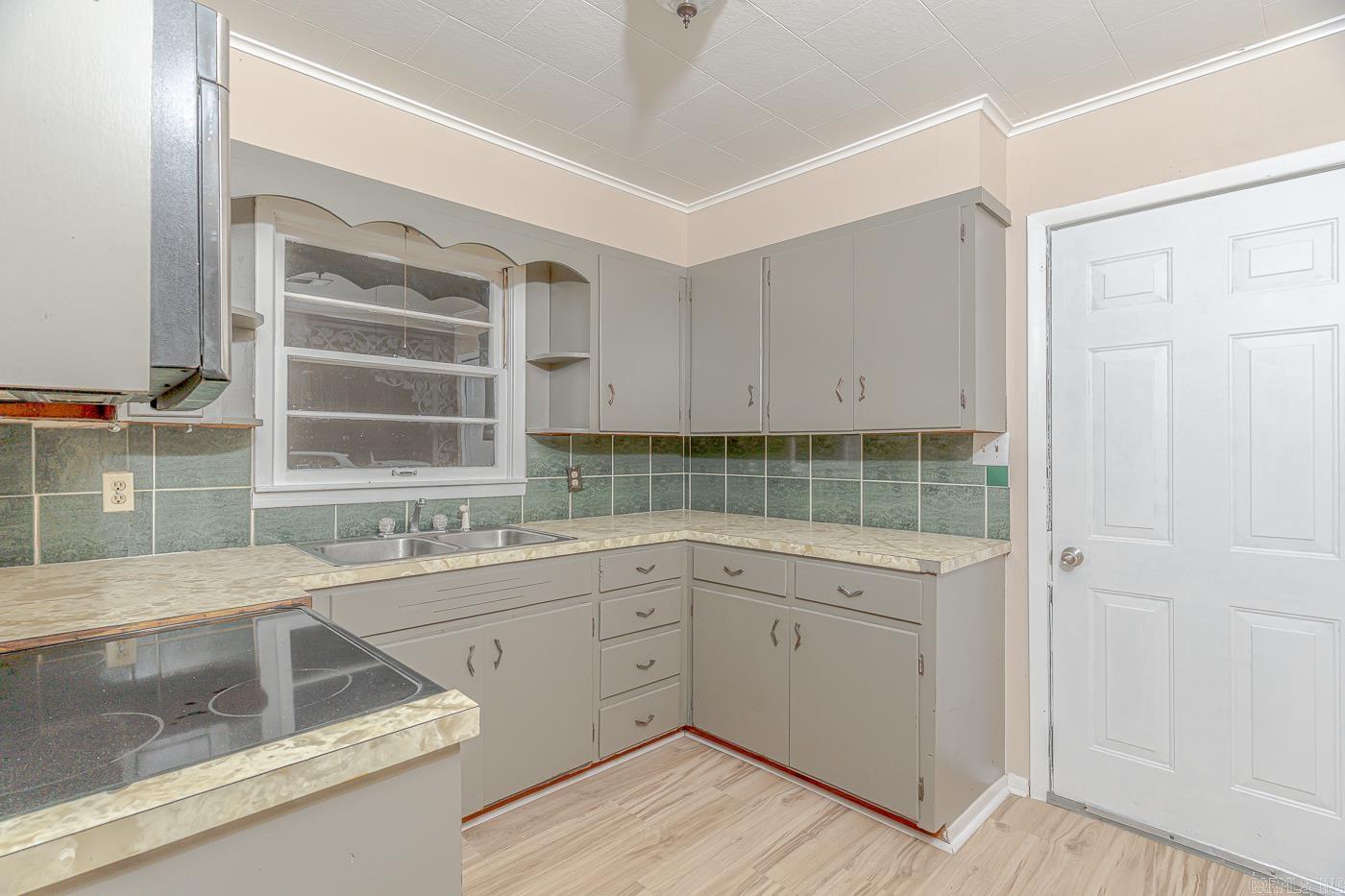 Henley 2nd - Residential