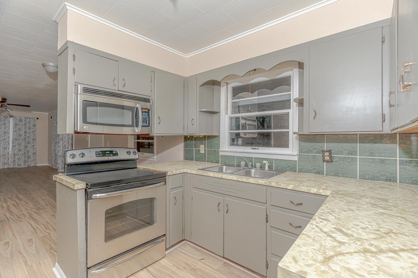 Henley 2nd - Residential