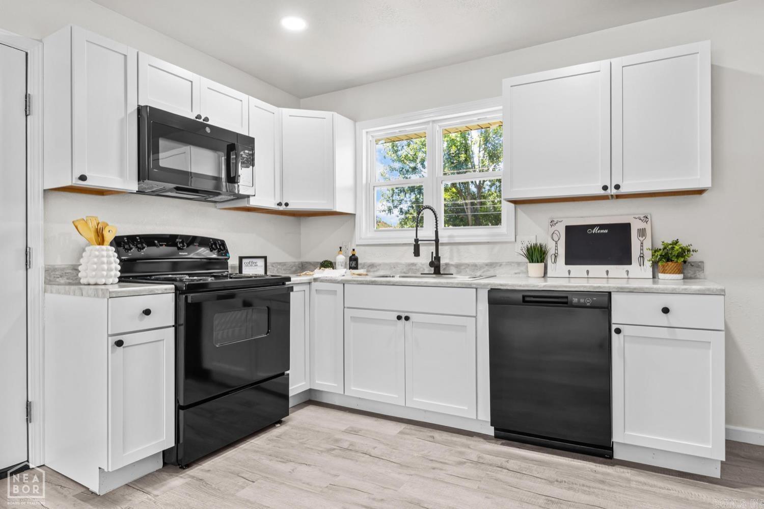 Rhodes & Taylor - Residential