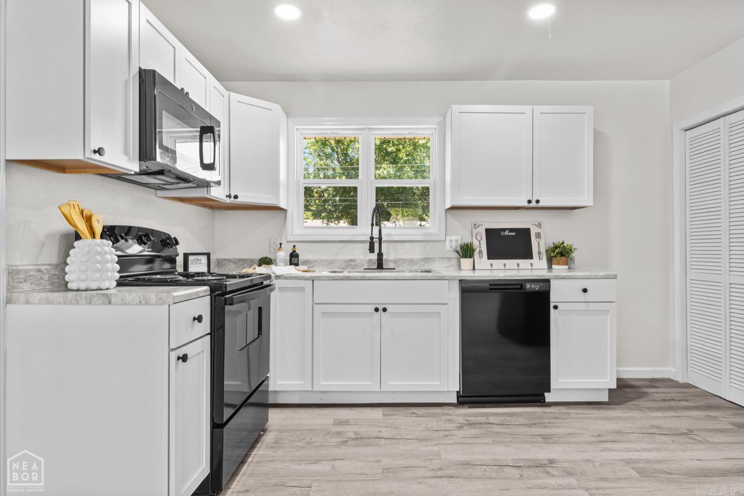 Rhodes & Taylor - Residential