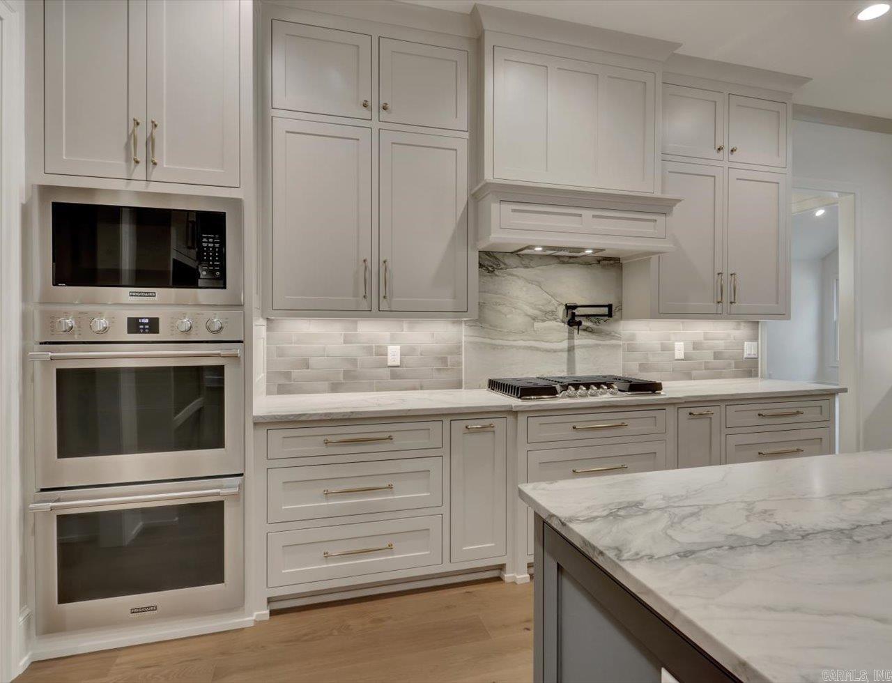 Red Oak Ridge - Residential