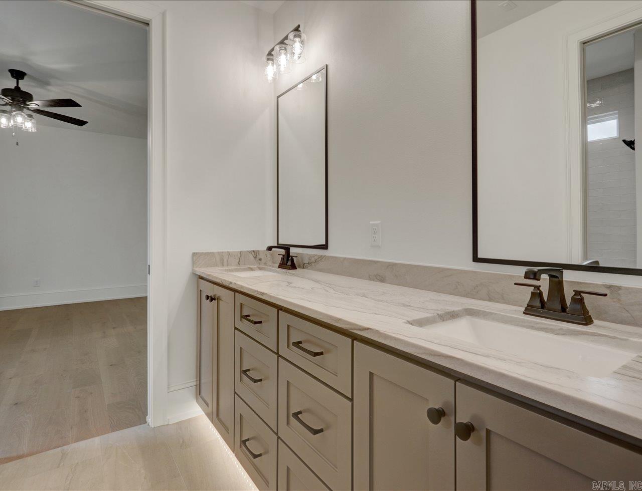 Red Oak Ridge - Residential