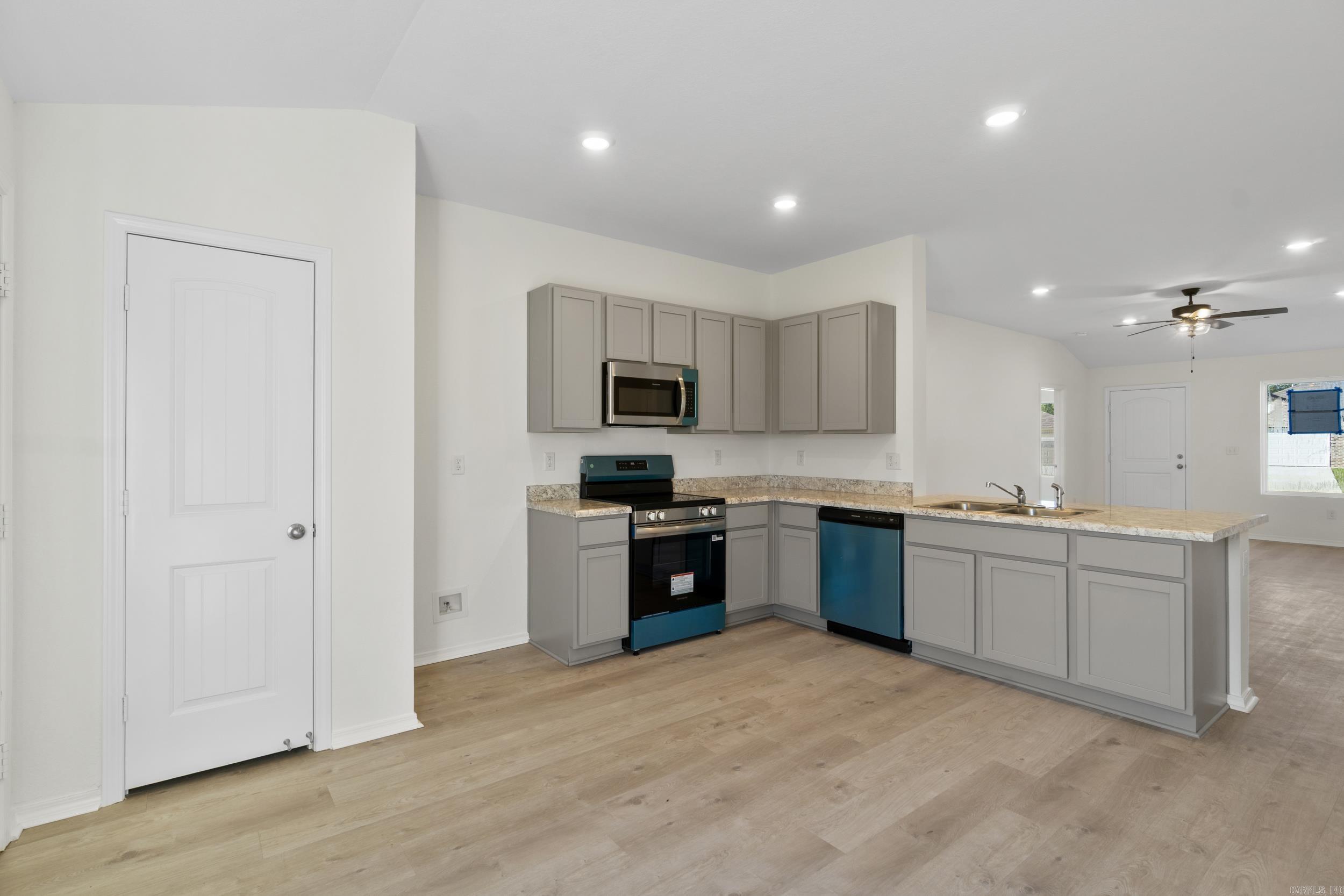 SPRINGLAKE TRAILS - Residential