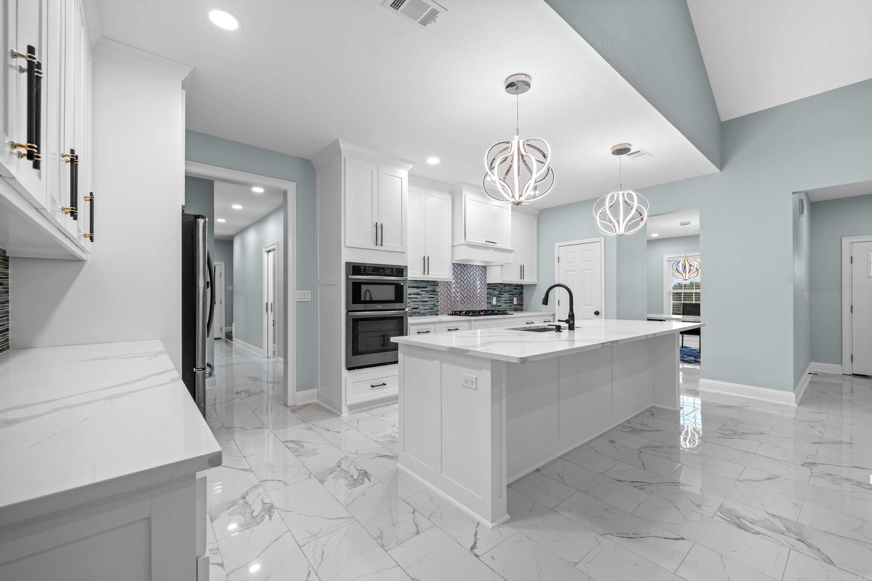 QUAIL RIDGE ESTATES - Residential