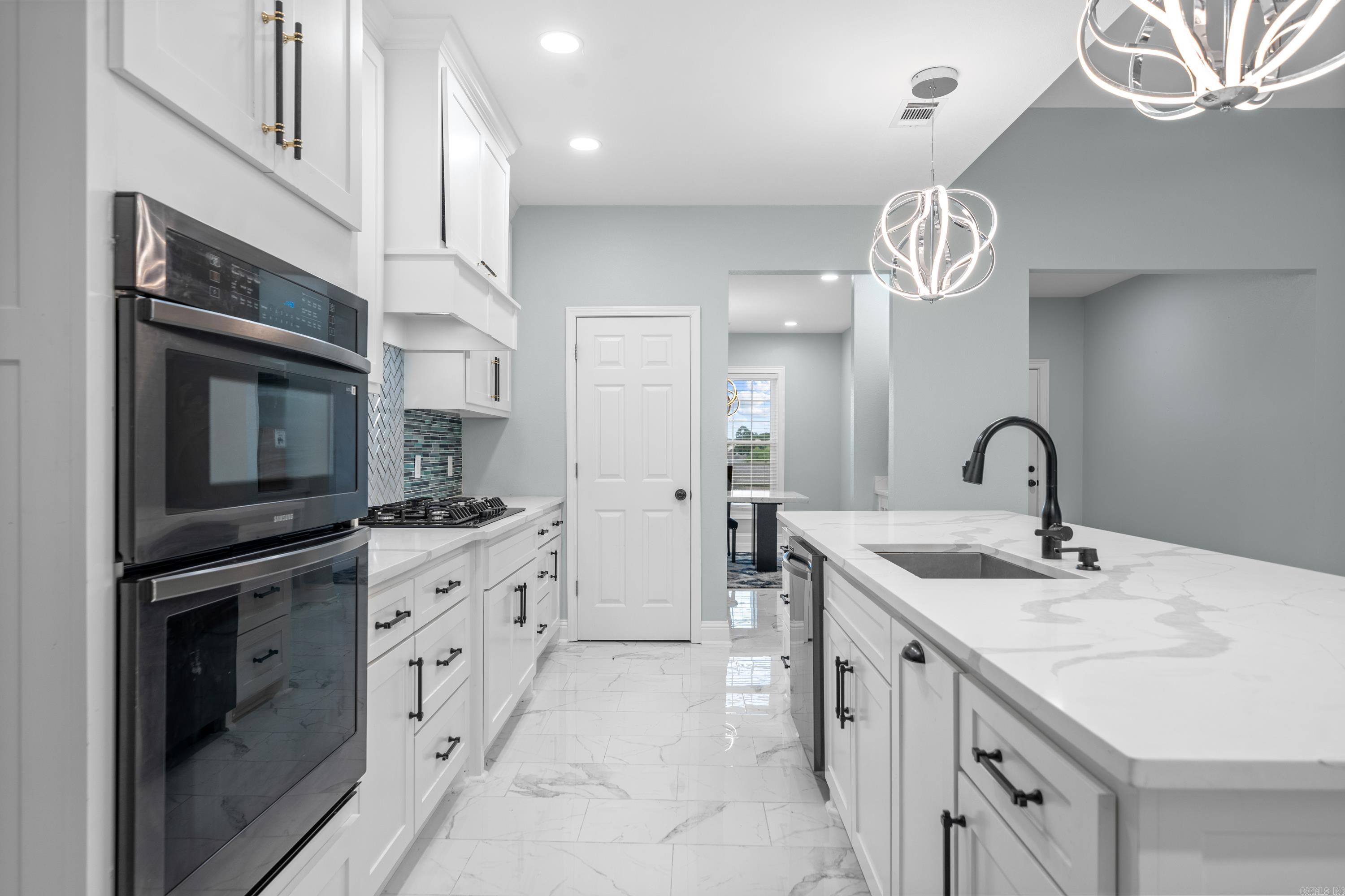 QUAIL RIDGE ESTATES - Residential