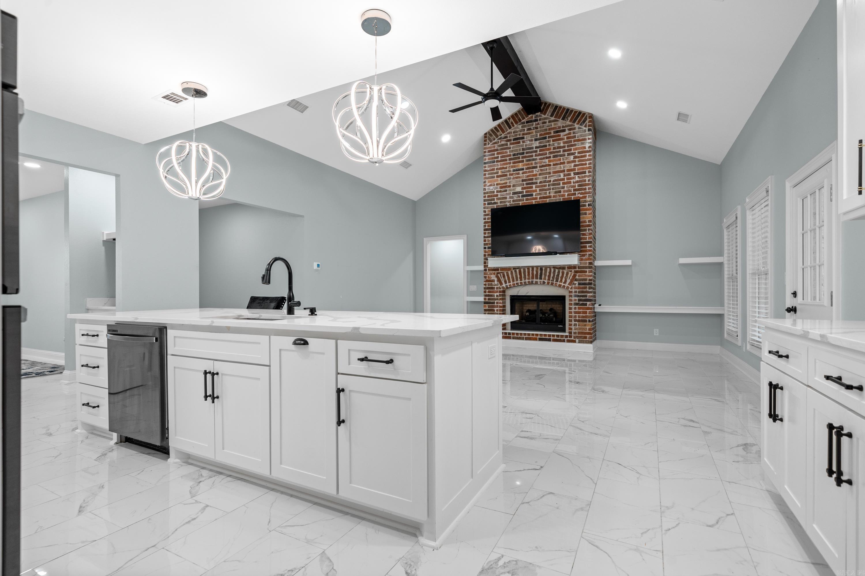 QUAIL RIDGE ESTATES - Residential