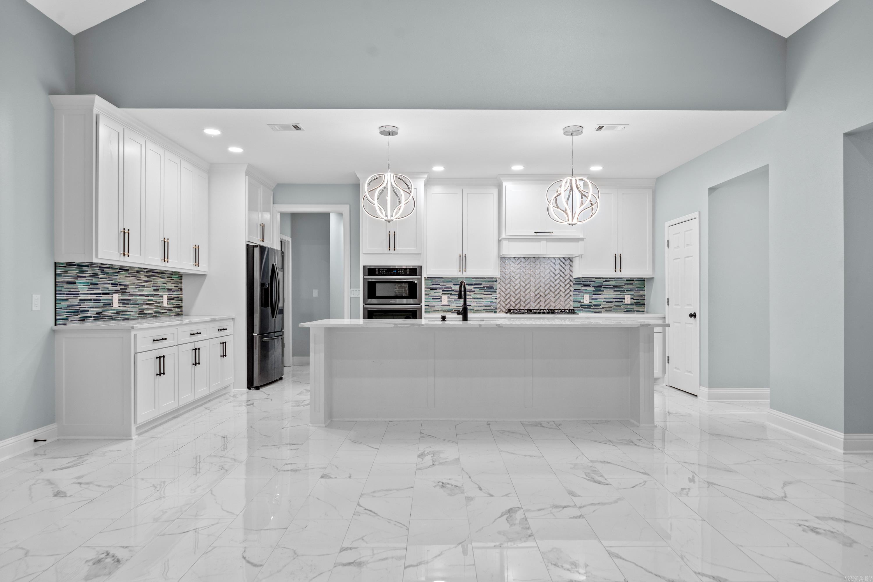 QUAIL RIDGE ESTATES - Residential