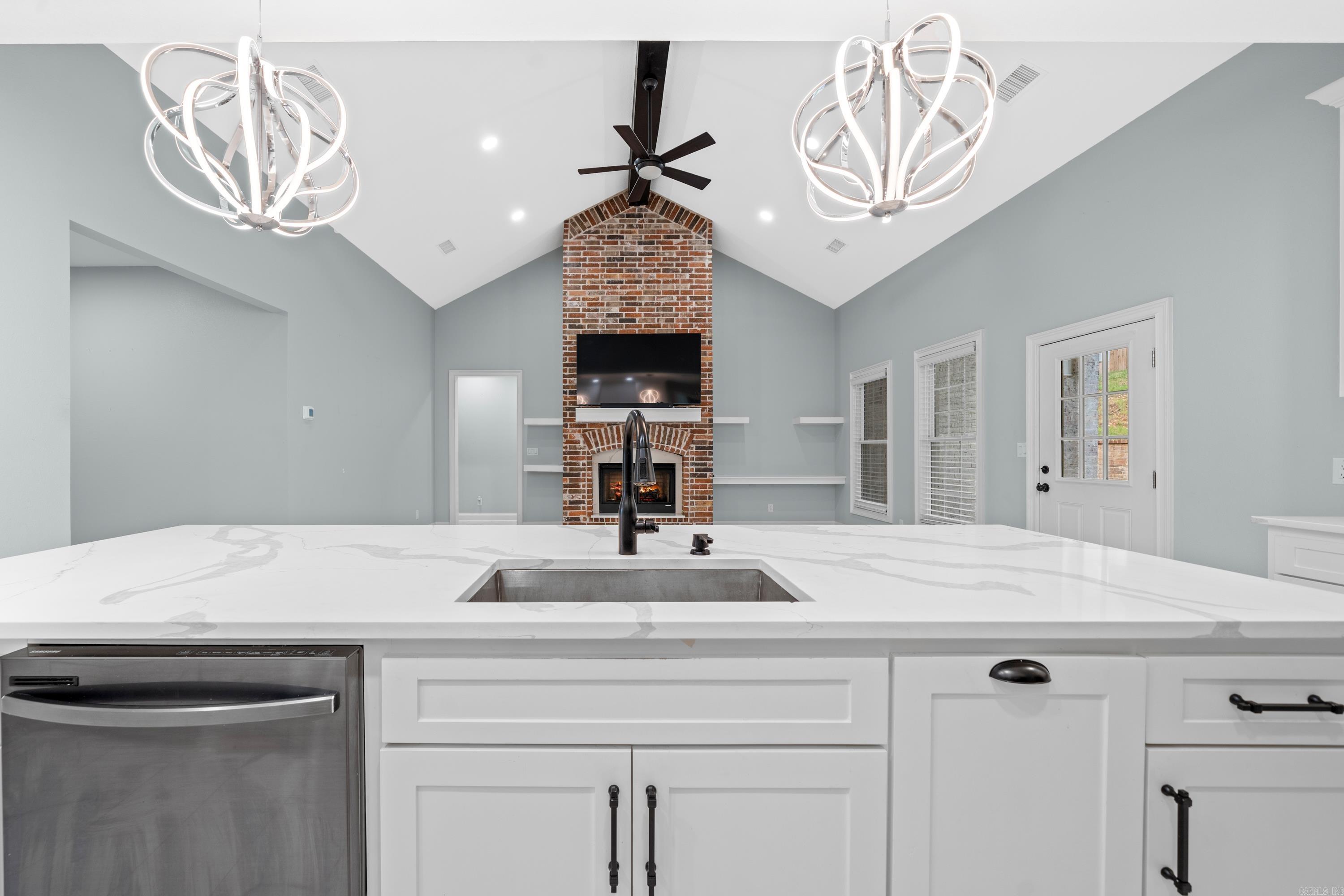 QUAIL RIDGE ESTATES - Residential