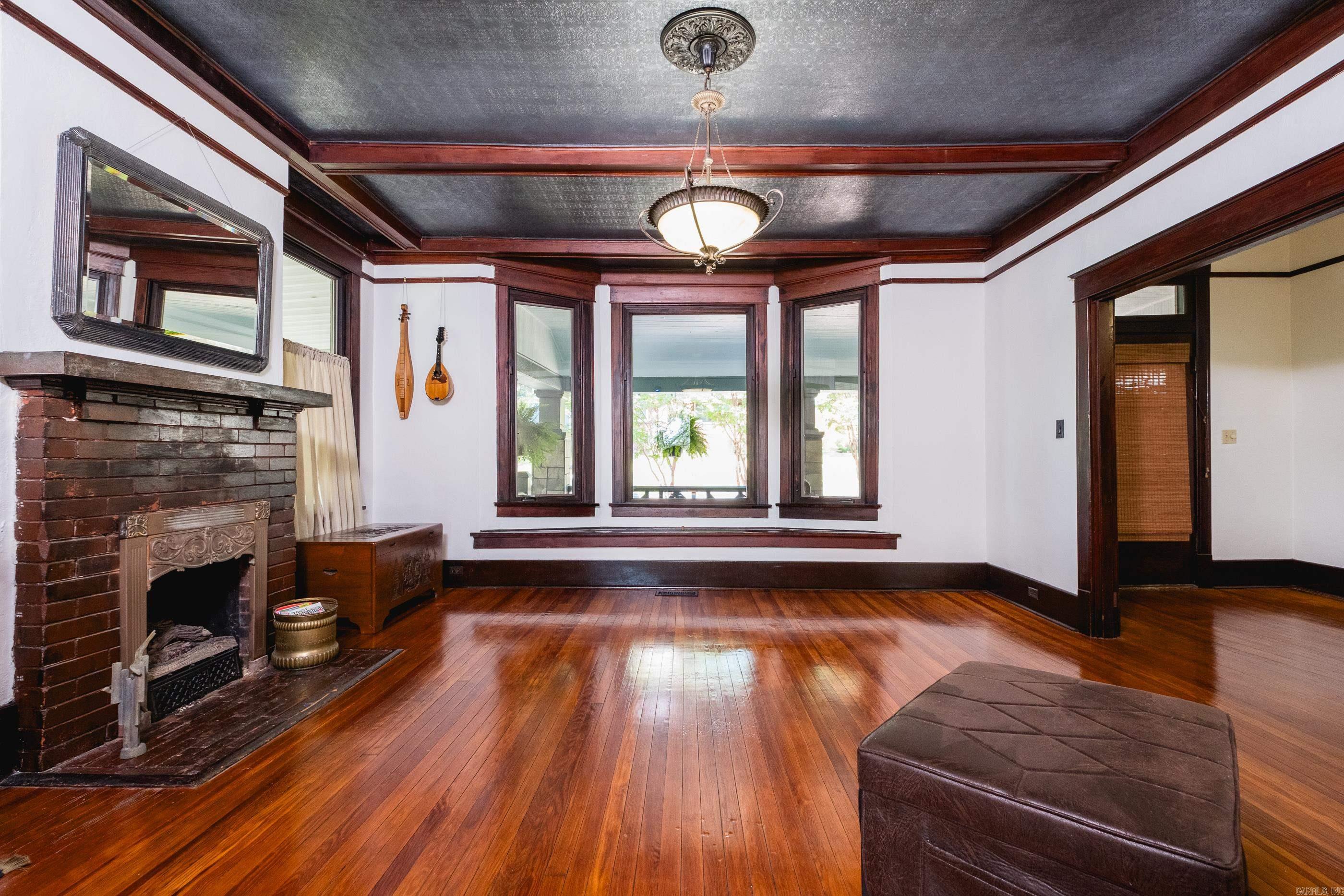 VIRGINIA HGTS - Residential