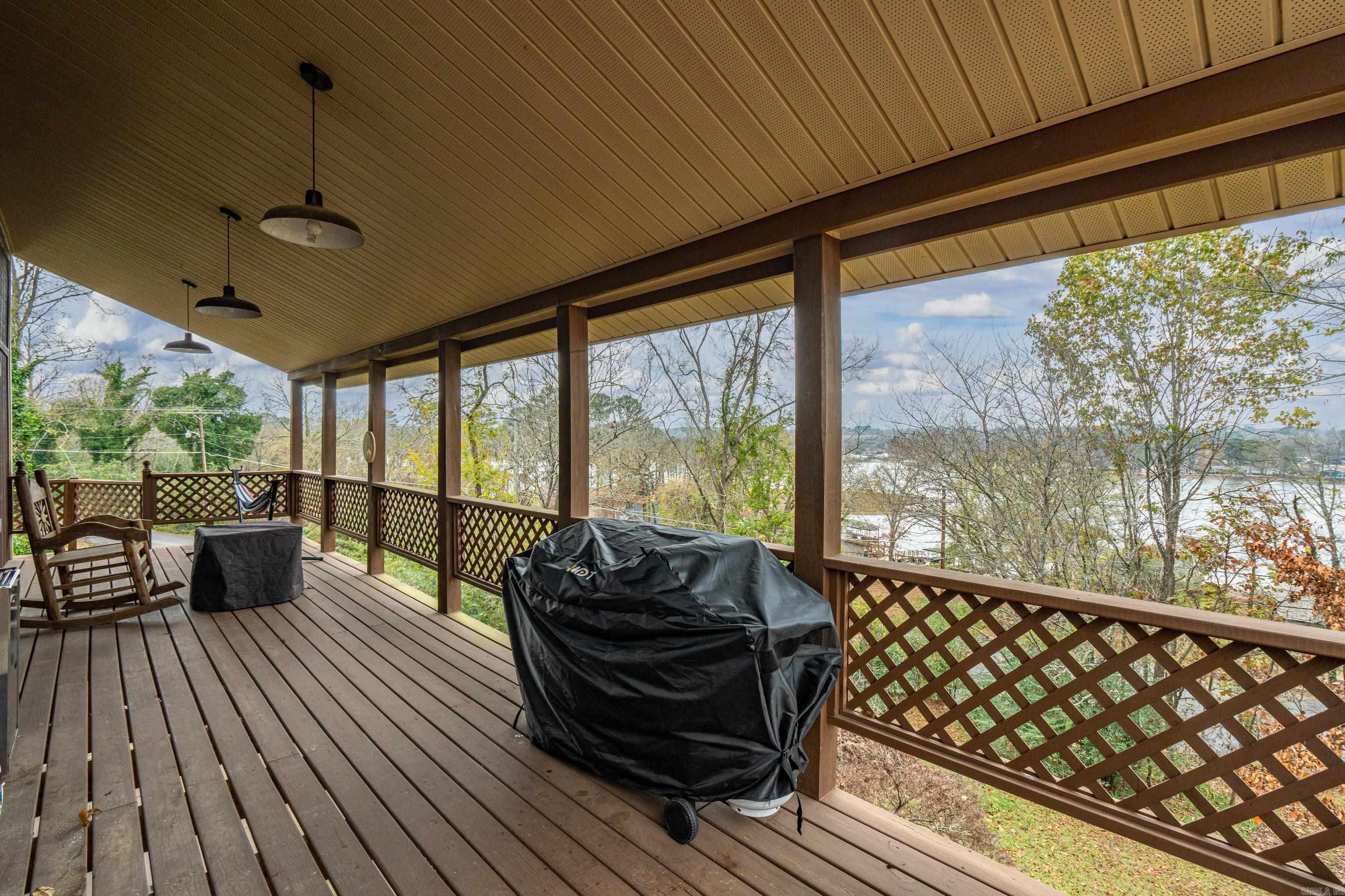 NORTH SHORE - Residential