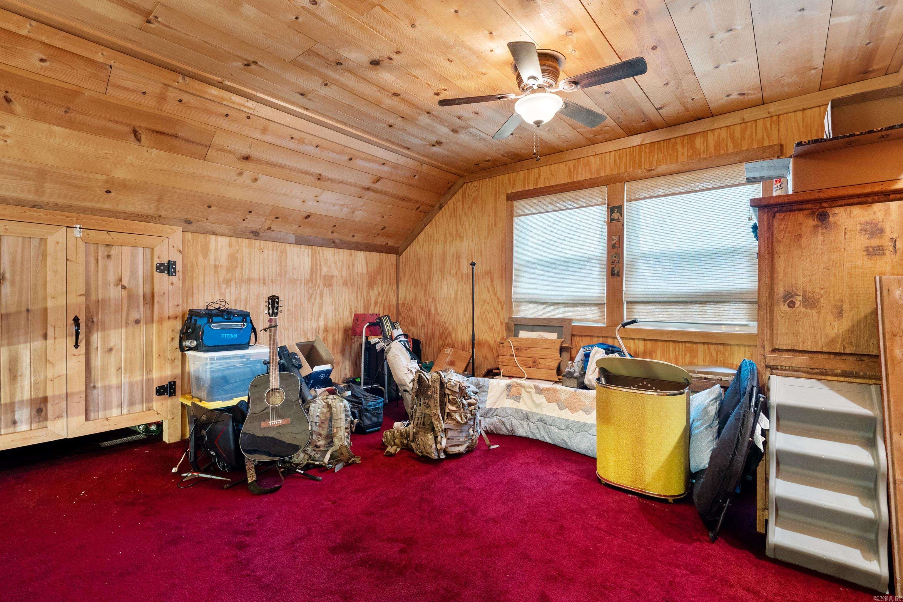 NORTH SHORE - Residential