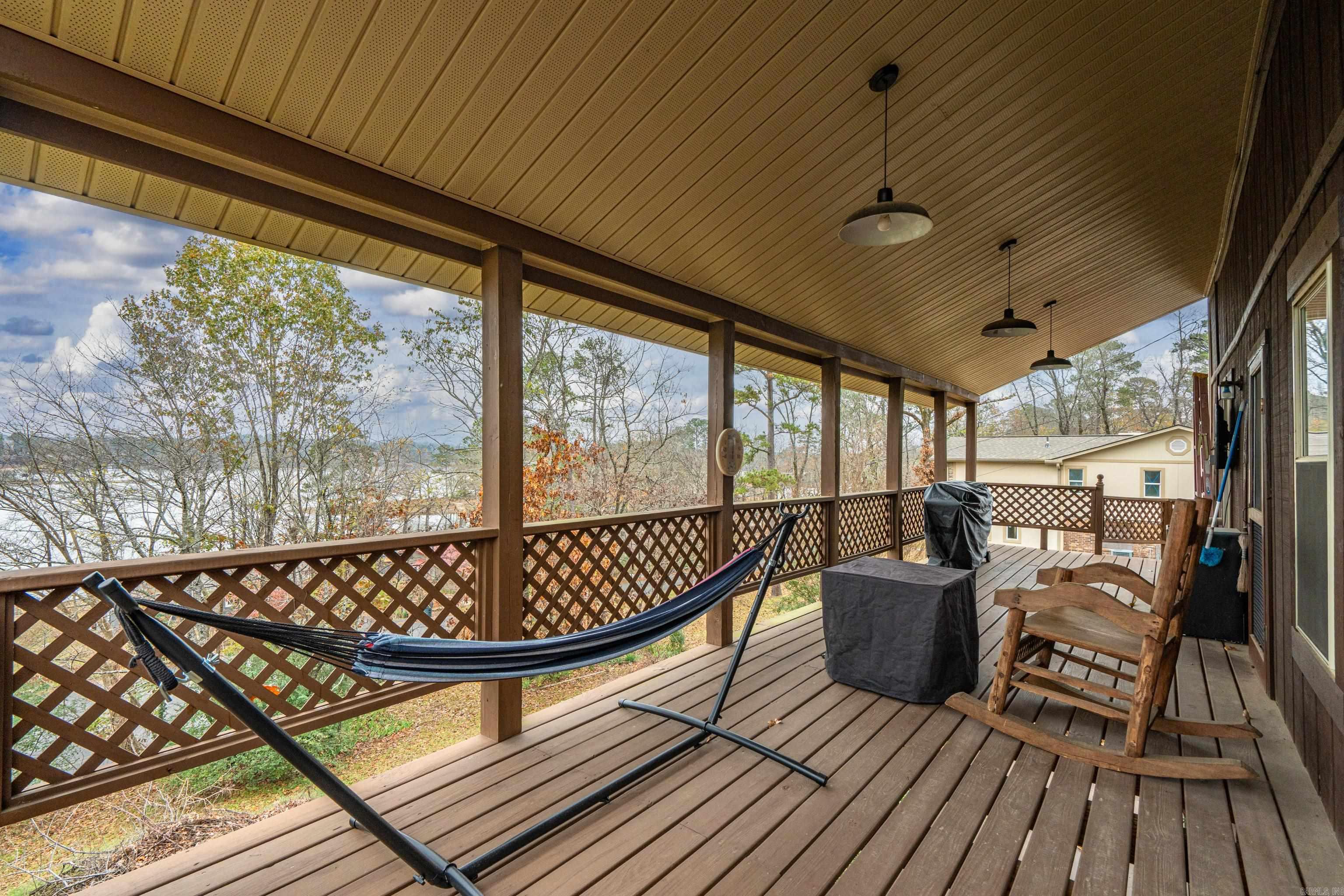 NORTH SHORE - Residential