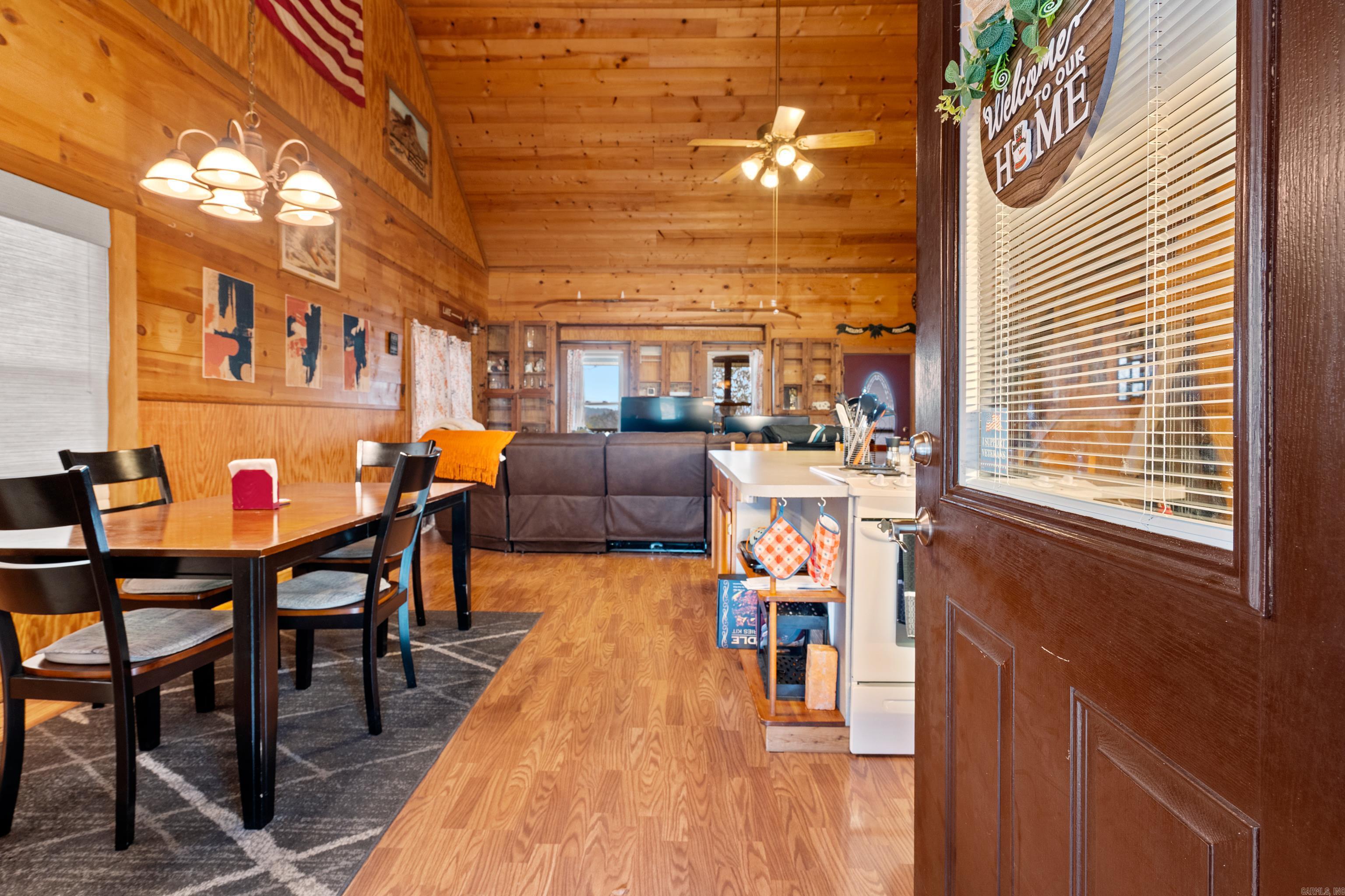 NORTH SHORE - Residential