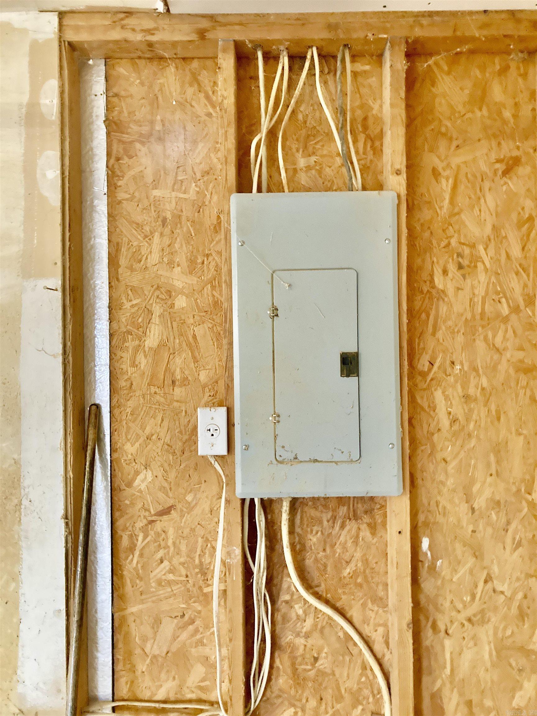 Metes & Bounds - Land