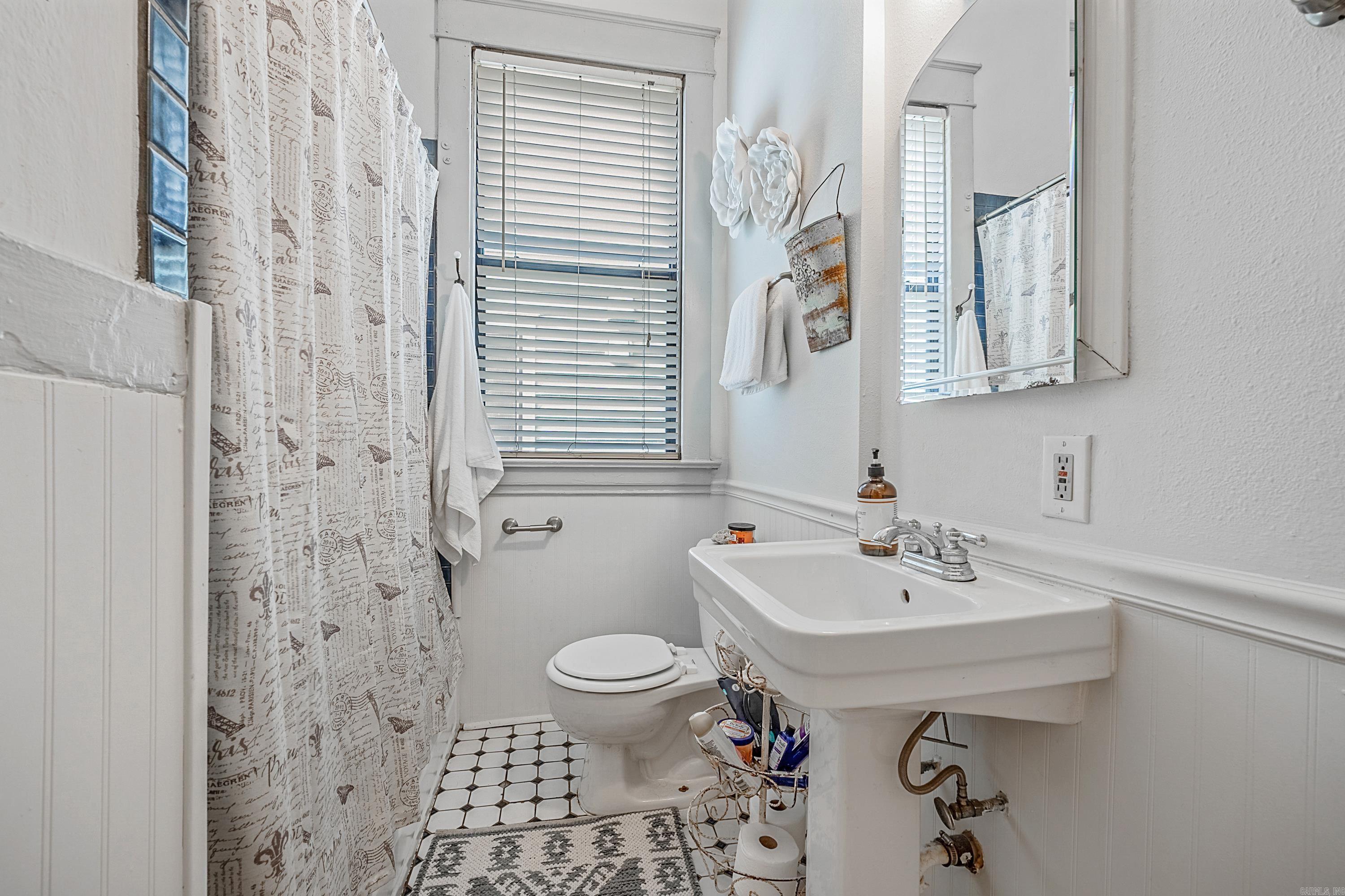 Weldon E Wrights - Residential Income