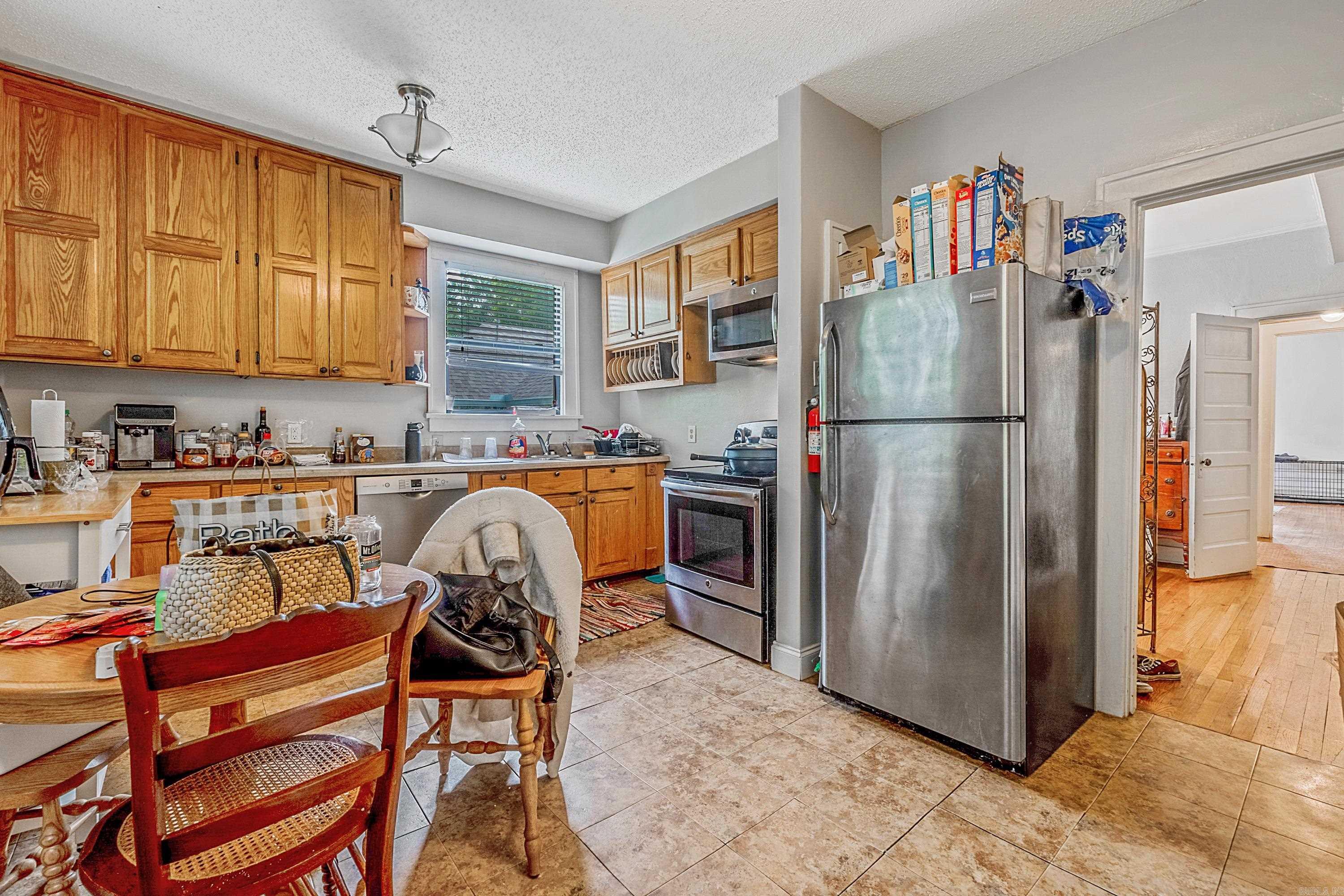 Weldon E Wrights - Residential Income