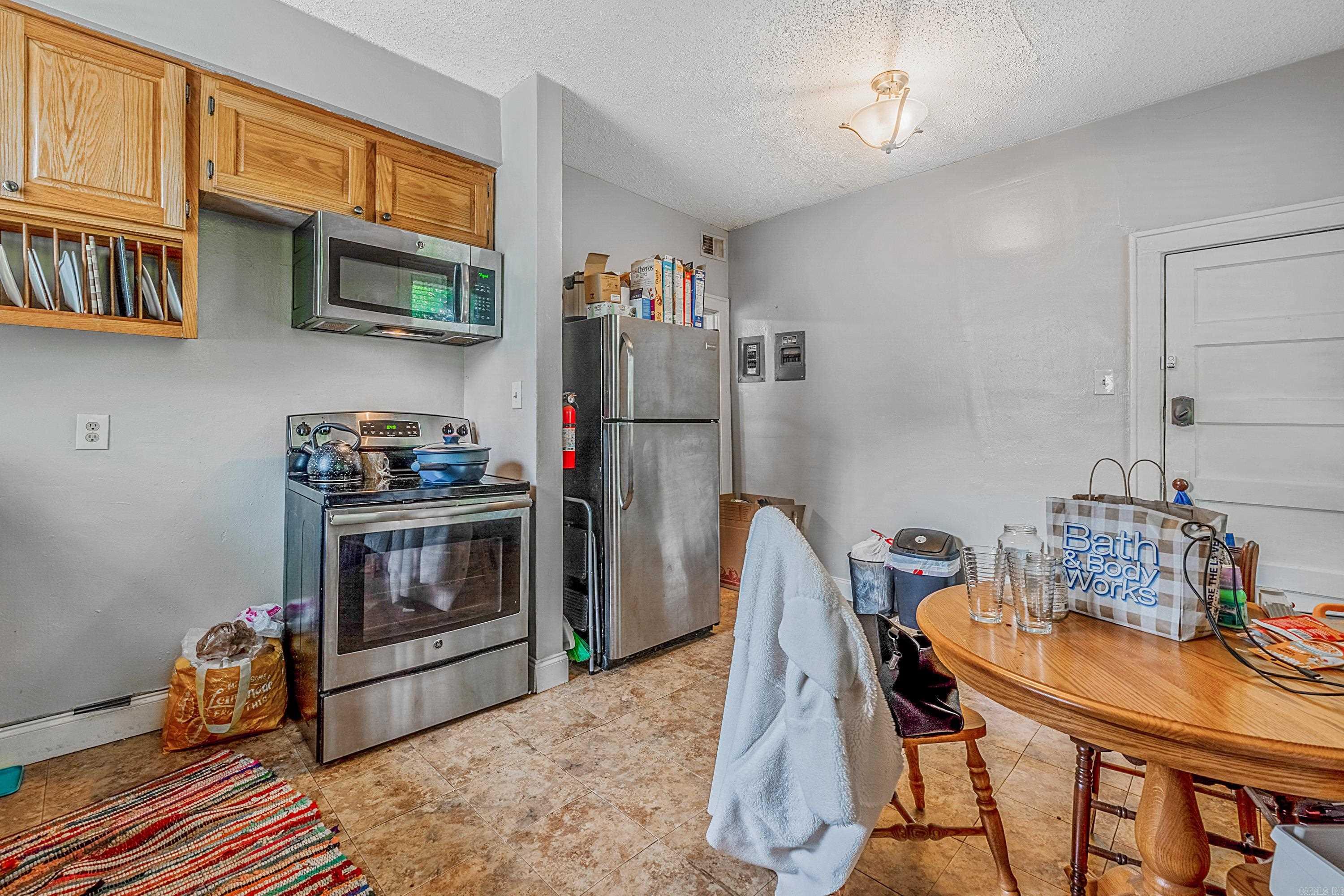 Weldon E Wrights - Residential Income