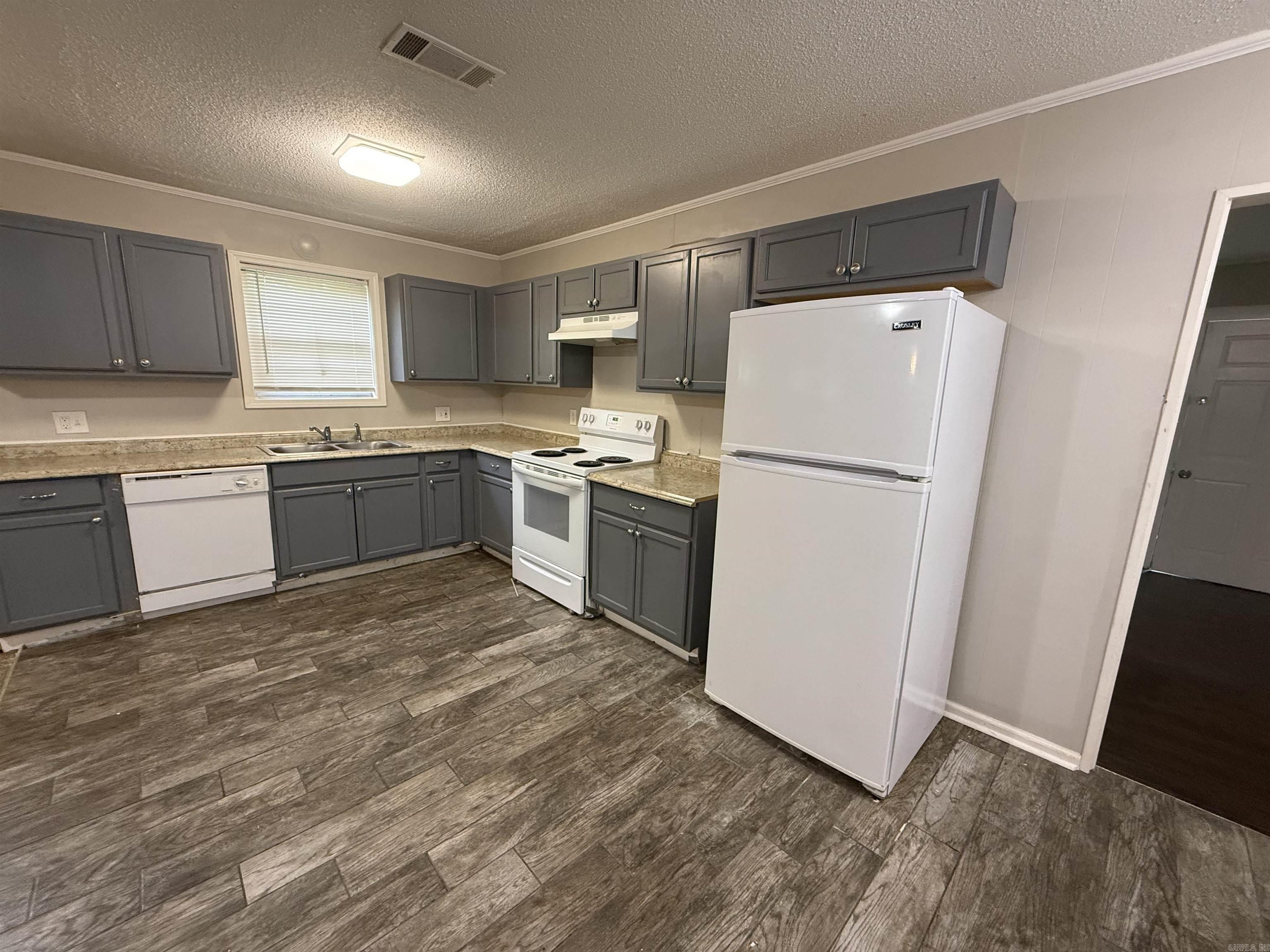 BOULEVARD TERRACE - Residential