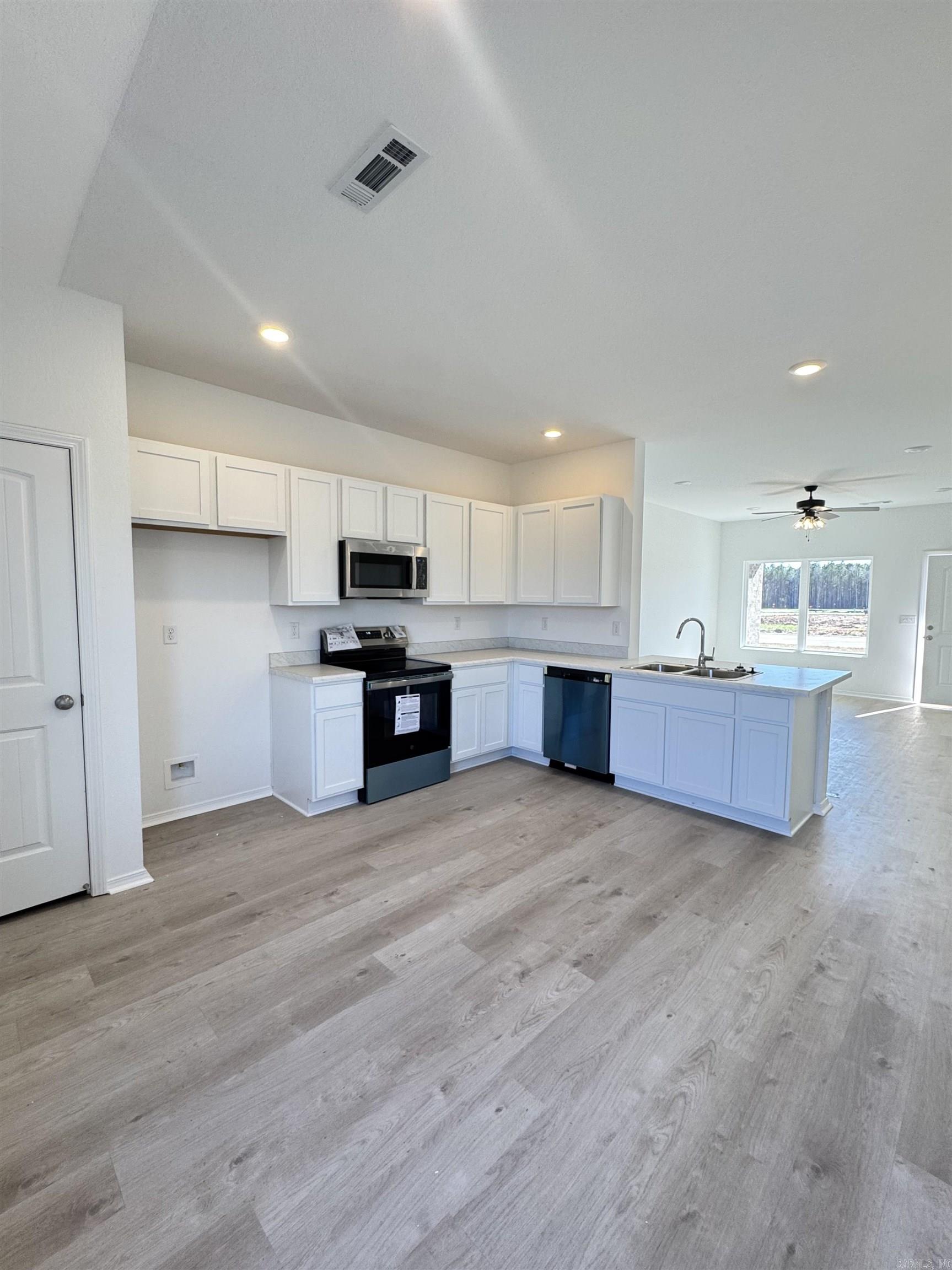 SPRINGLAKE TRAILS - Residential