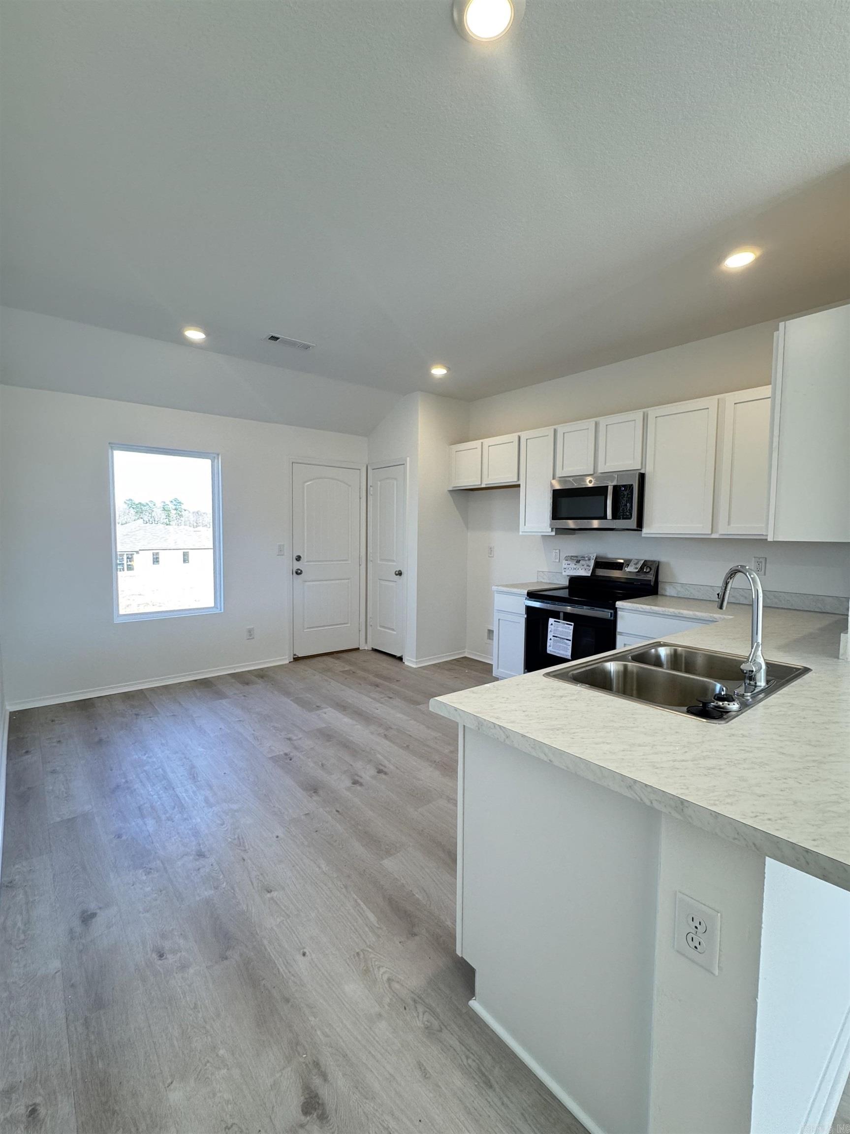 SPRINGLAKE TRAILS - Residential