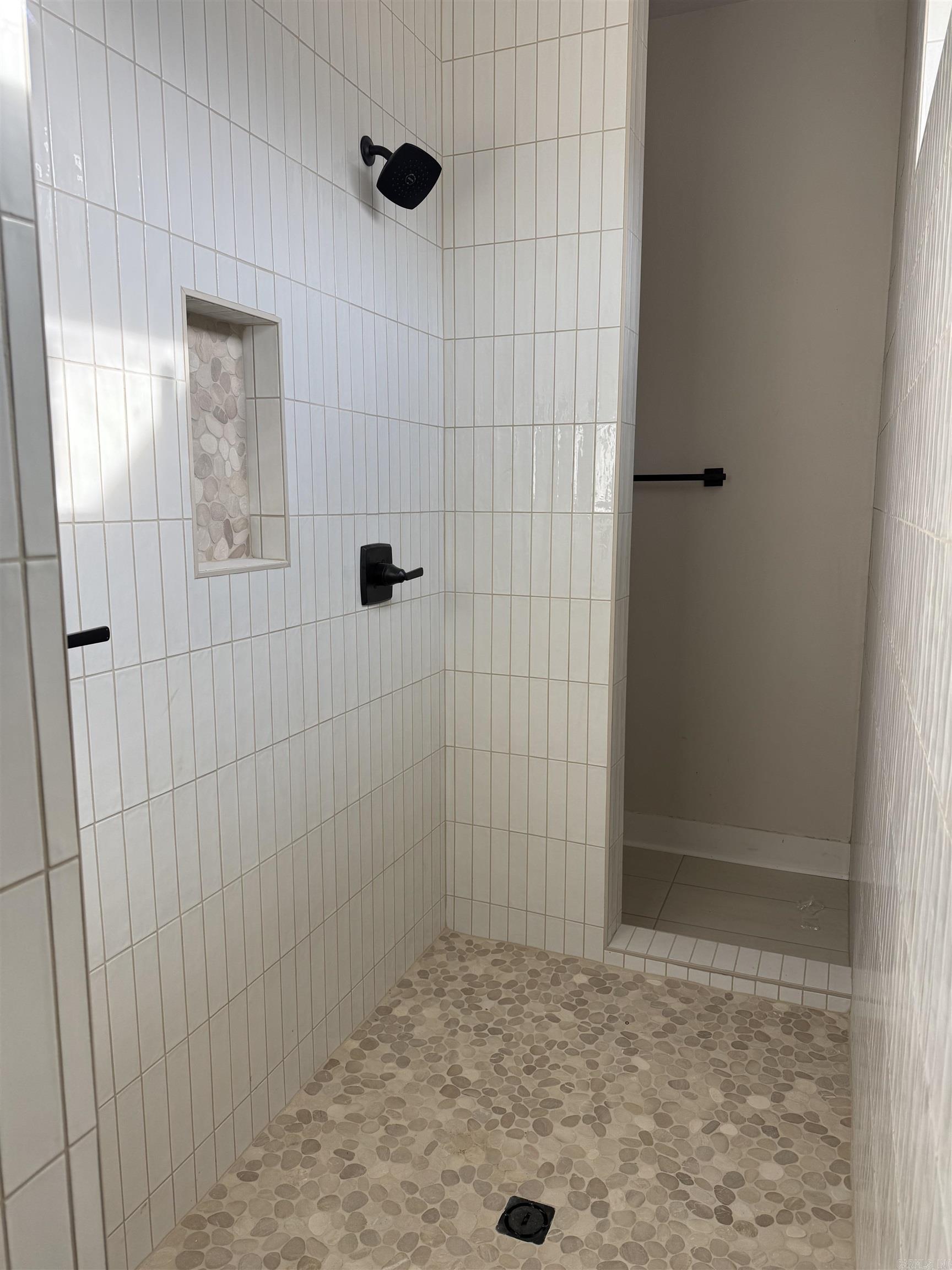 AVILLA MANOR - Residential