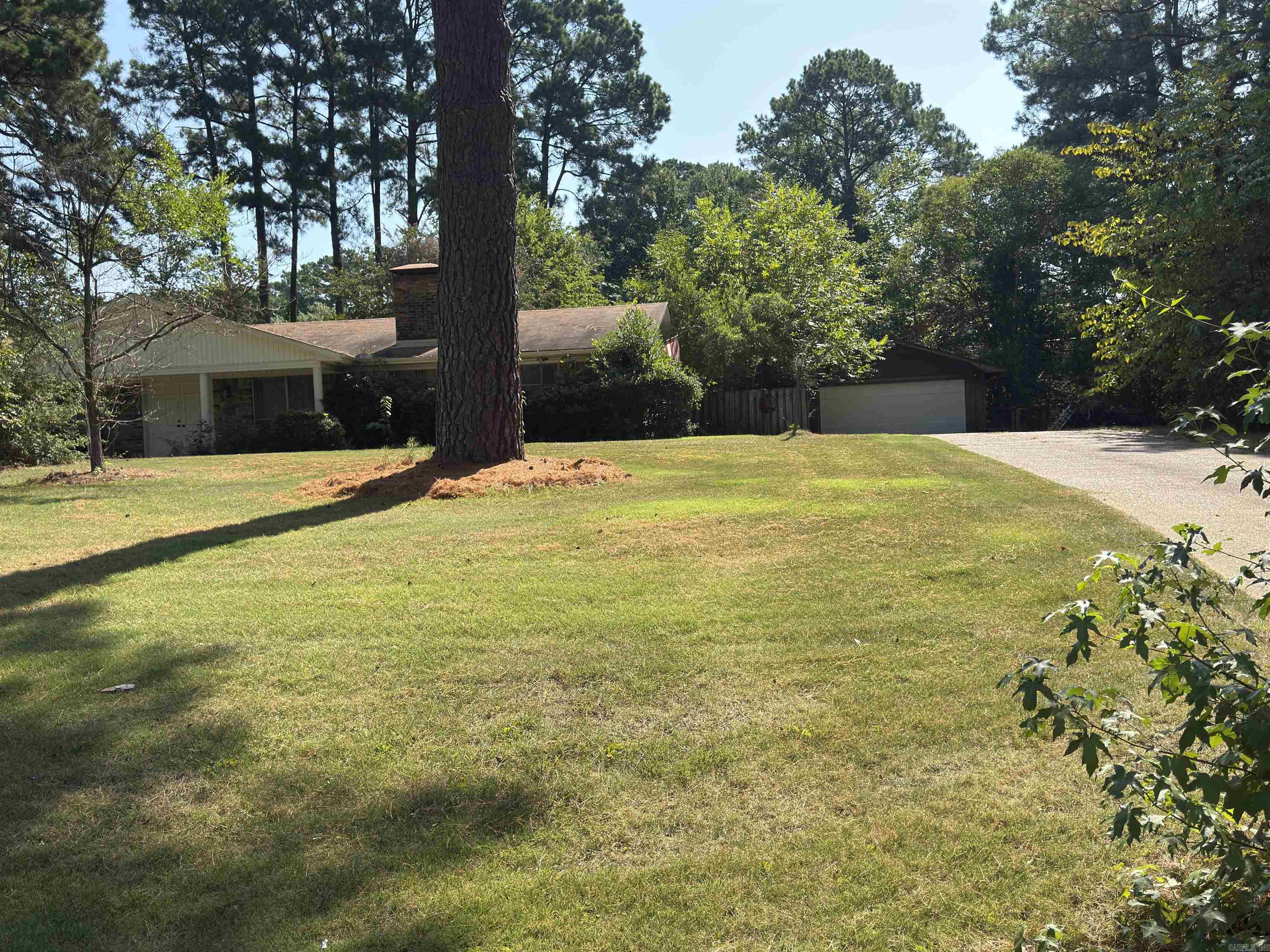MIKE BERG LAKE - Residential