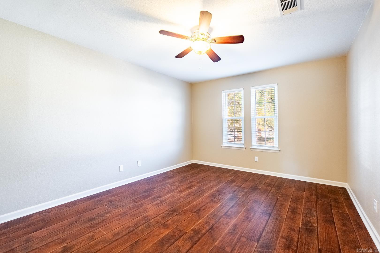 FOXWOOD J - Residential