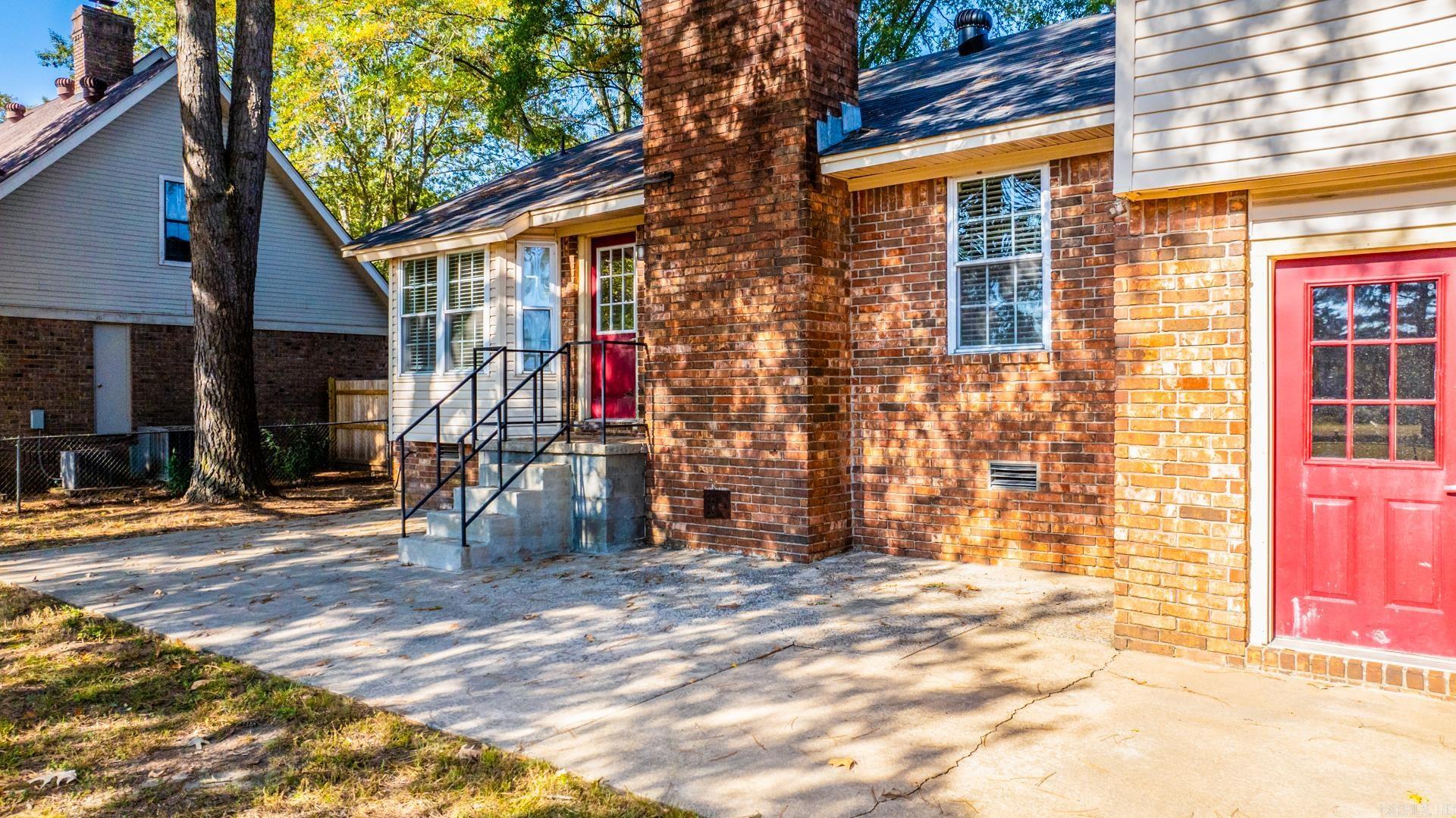 FOXWOOD J - Residential