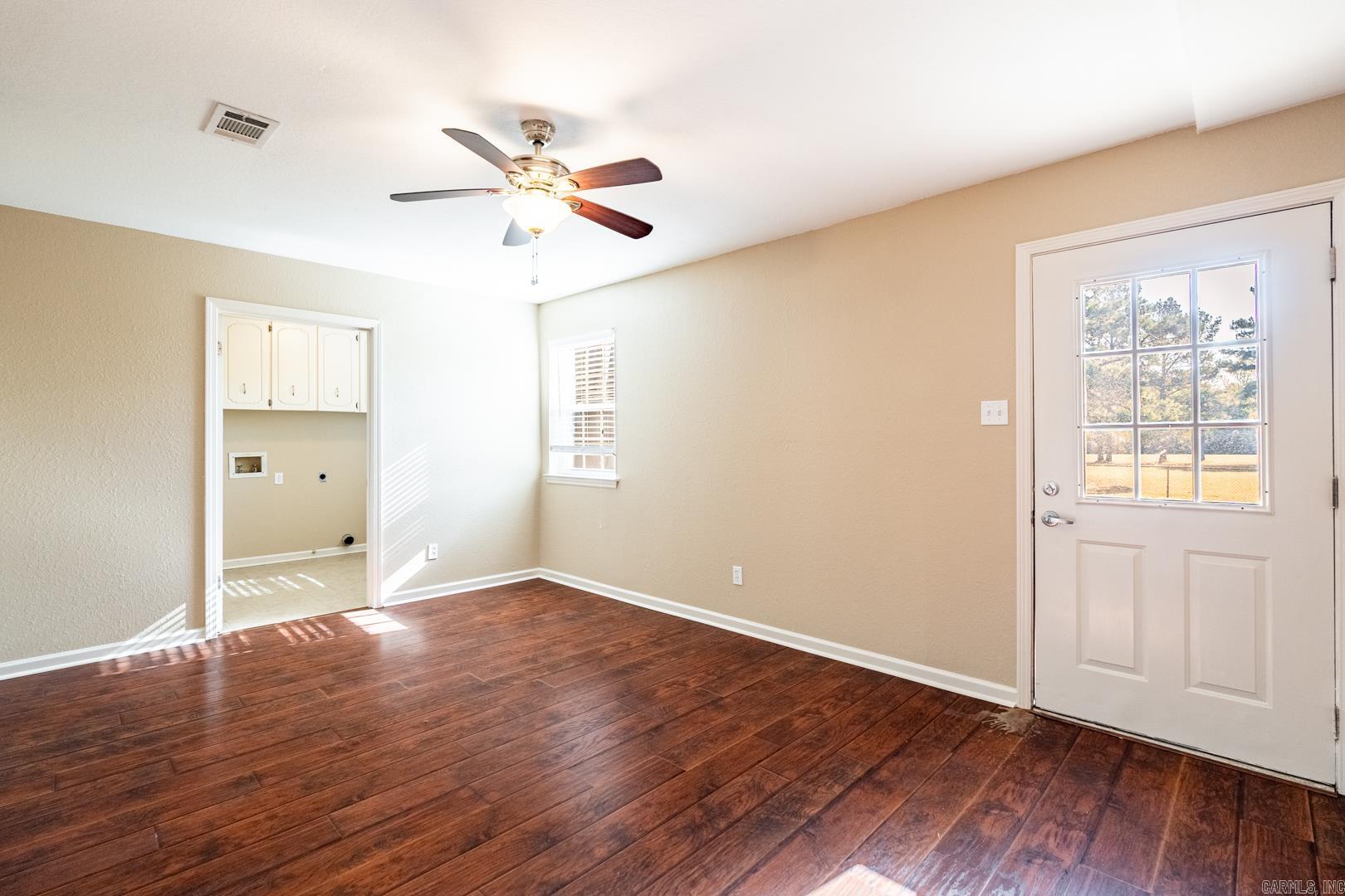 FOXWOOD J - Residential