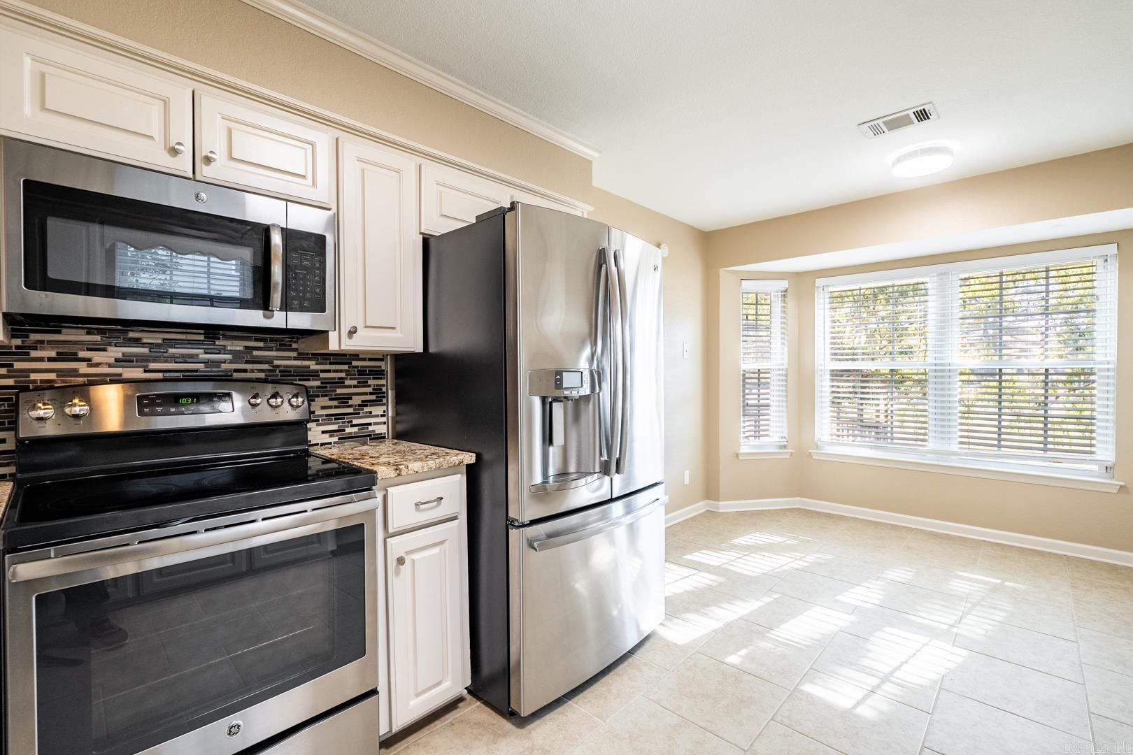 FOXWOOD J - Residential