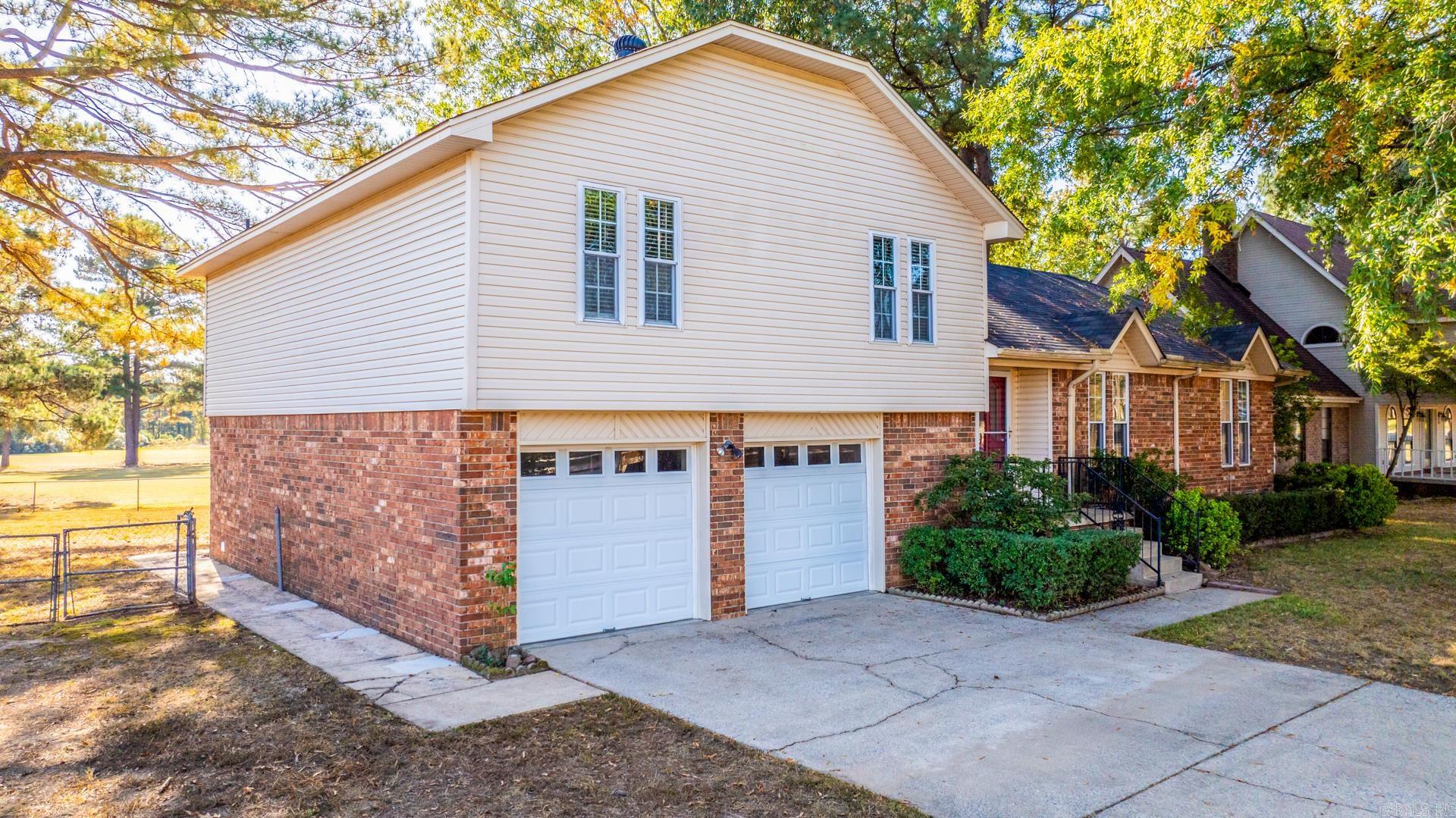 FOXWOOD J - Residential