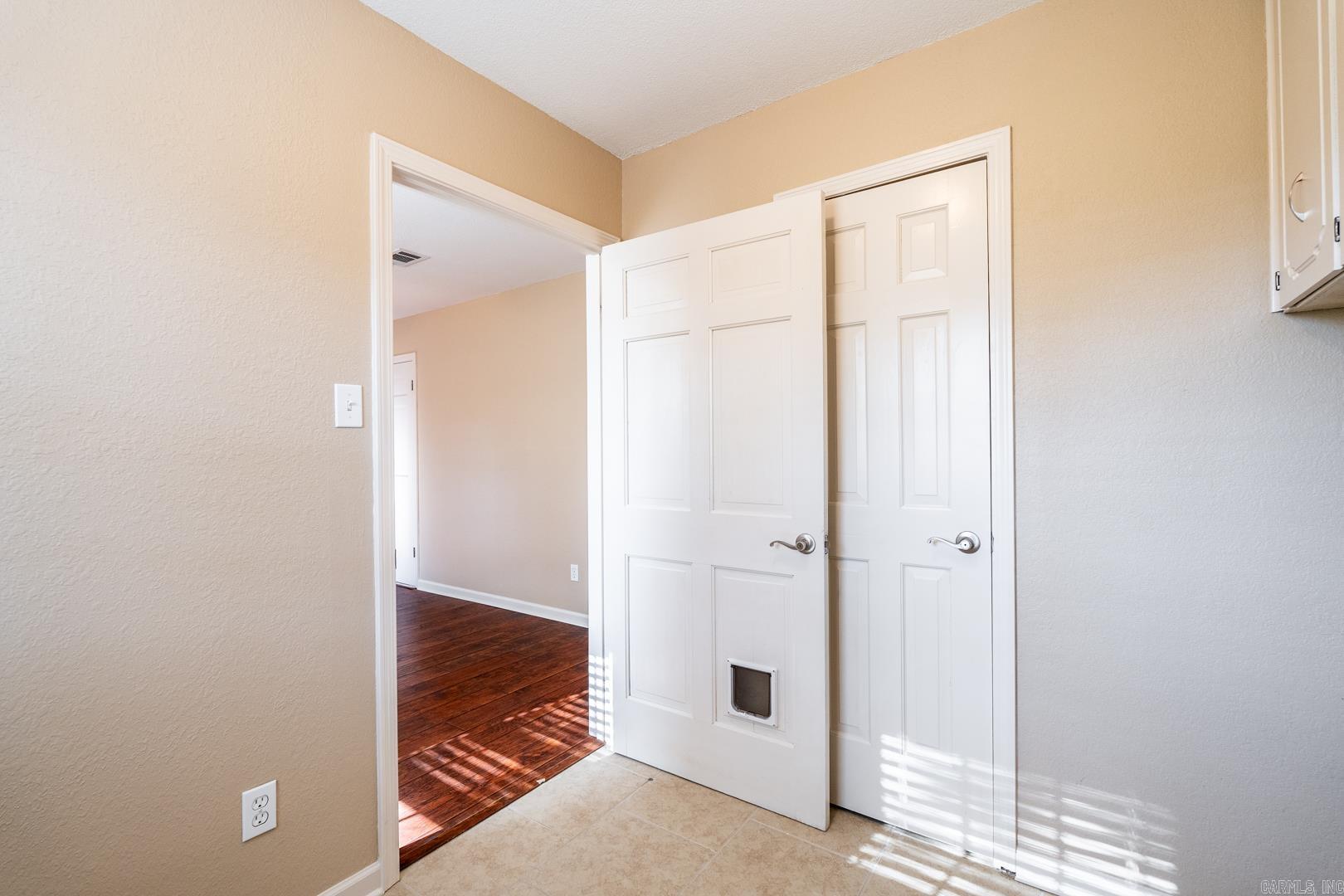 FOXWOOD J - Residential