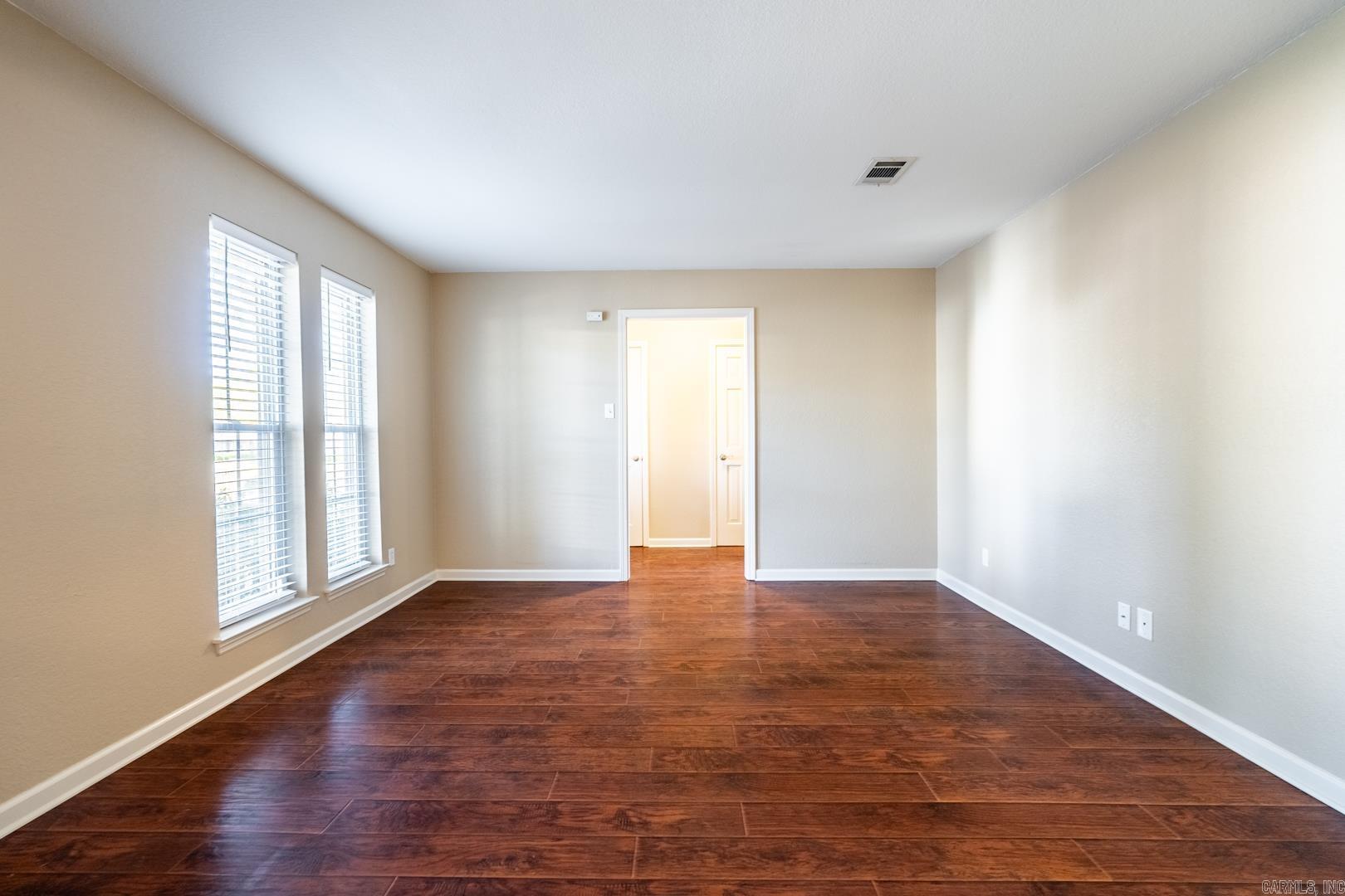 FOXWOOD J - Residential