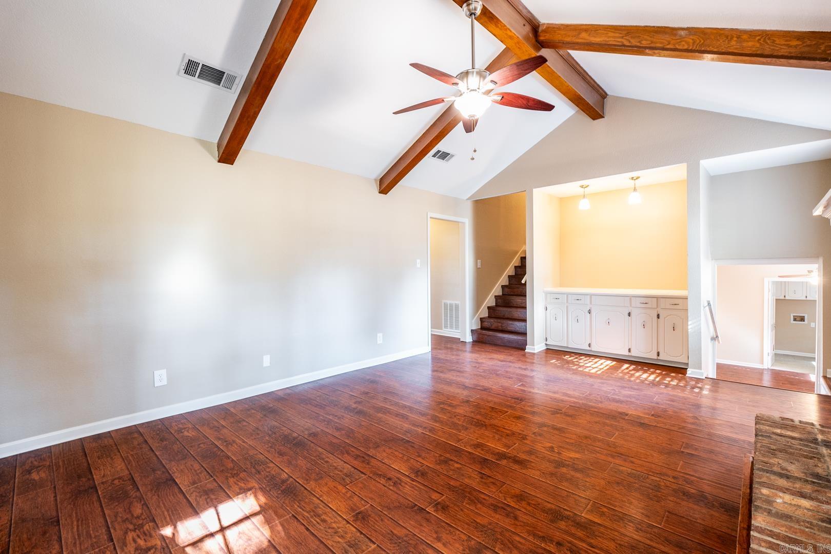 FOXWOOD J - Residential