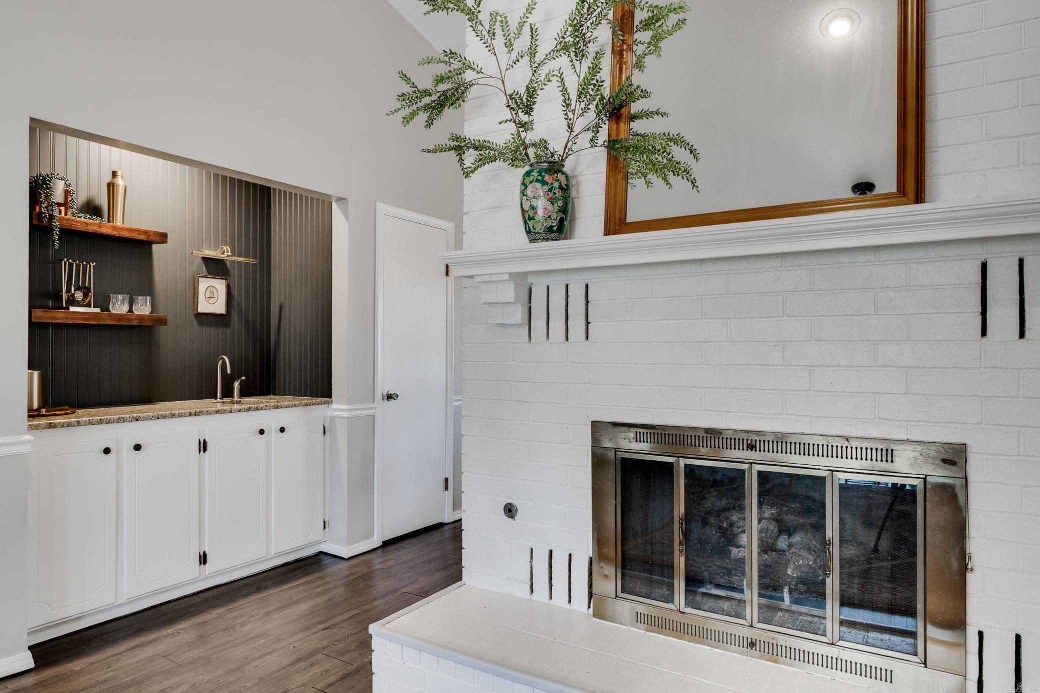 BAINBRIDGE - Residential