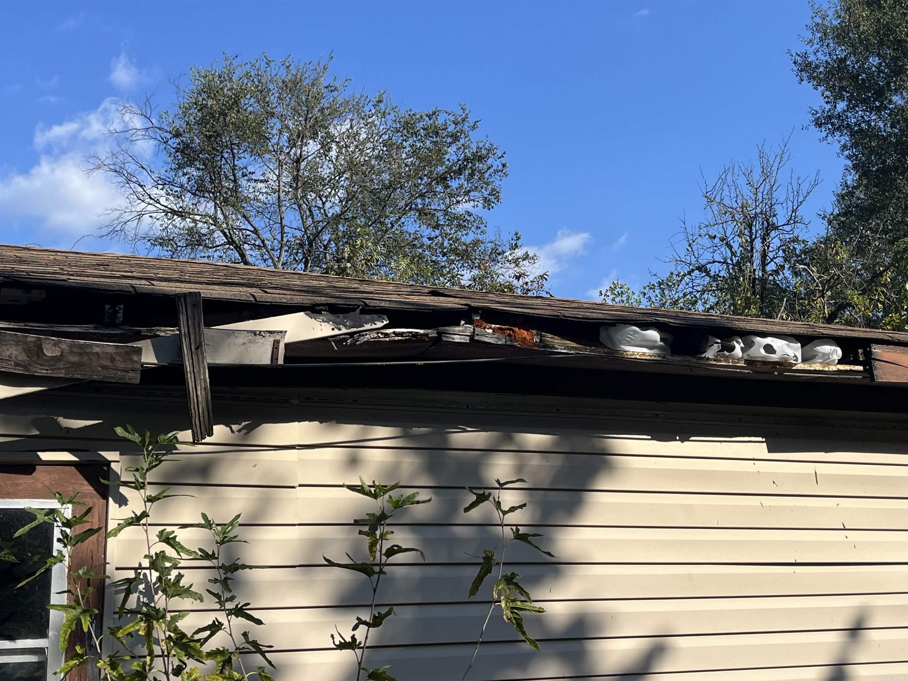 HENRYS EST TO JACK - Residential