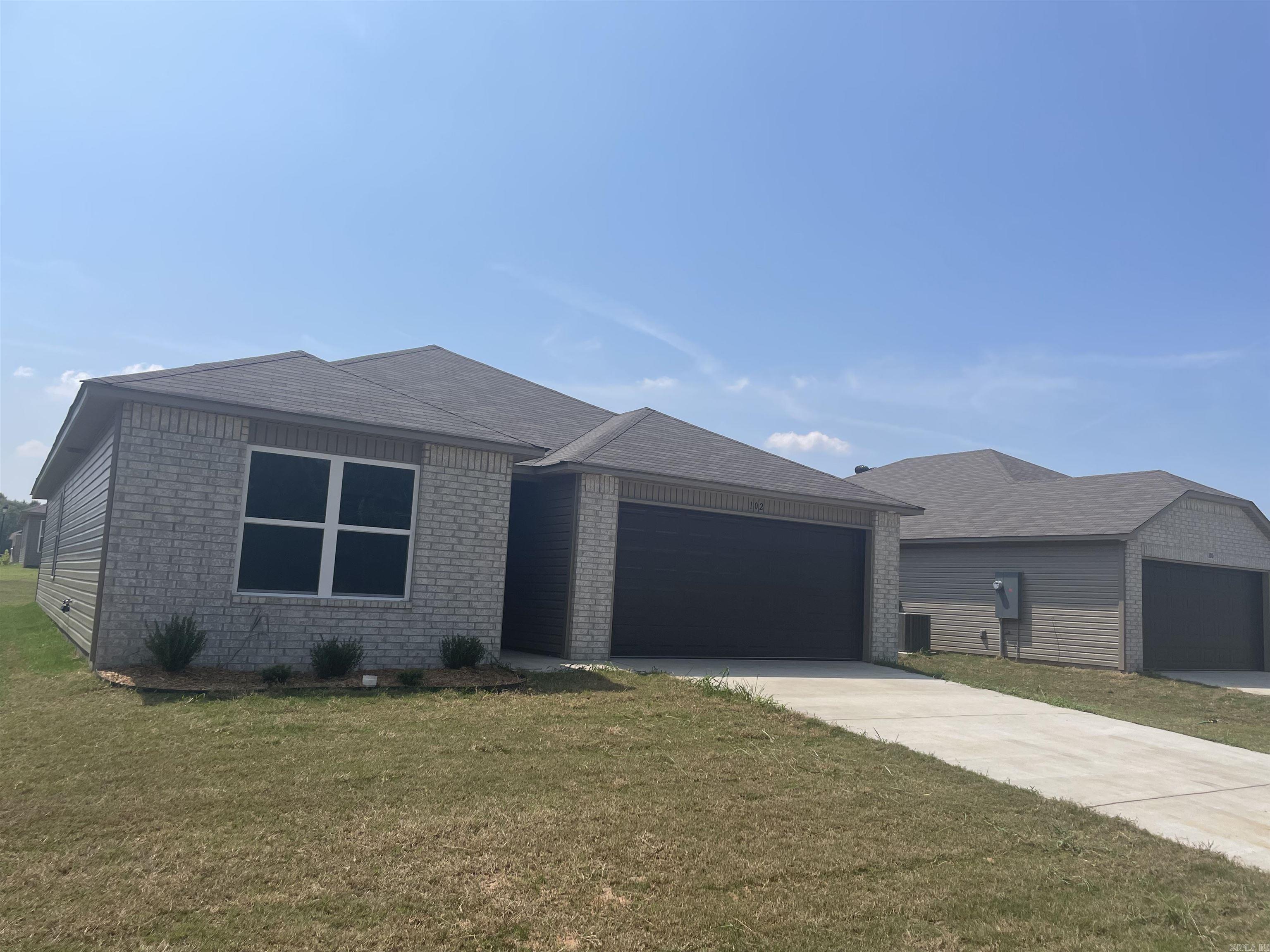 CYPRESS BEND AT WHITE OAK CROSSI - Residential